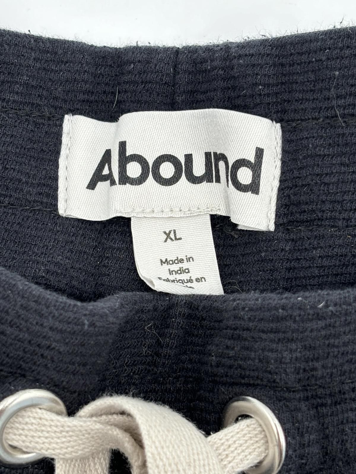 What Goes Around Comes Around Men’s Abound Navy Drawstring Shorts Size XL Size US 36 / EU 52 - 7 Thumbnail