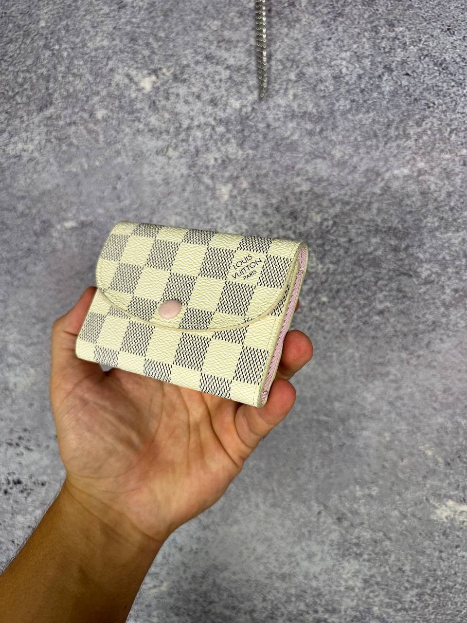Louis Vuitton Louis Vuitton Damier Azur Canvas Wallet with Pink Button Size ONE SIZE - 3 Thumbnail