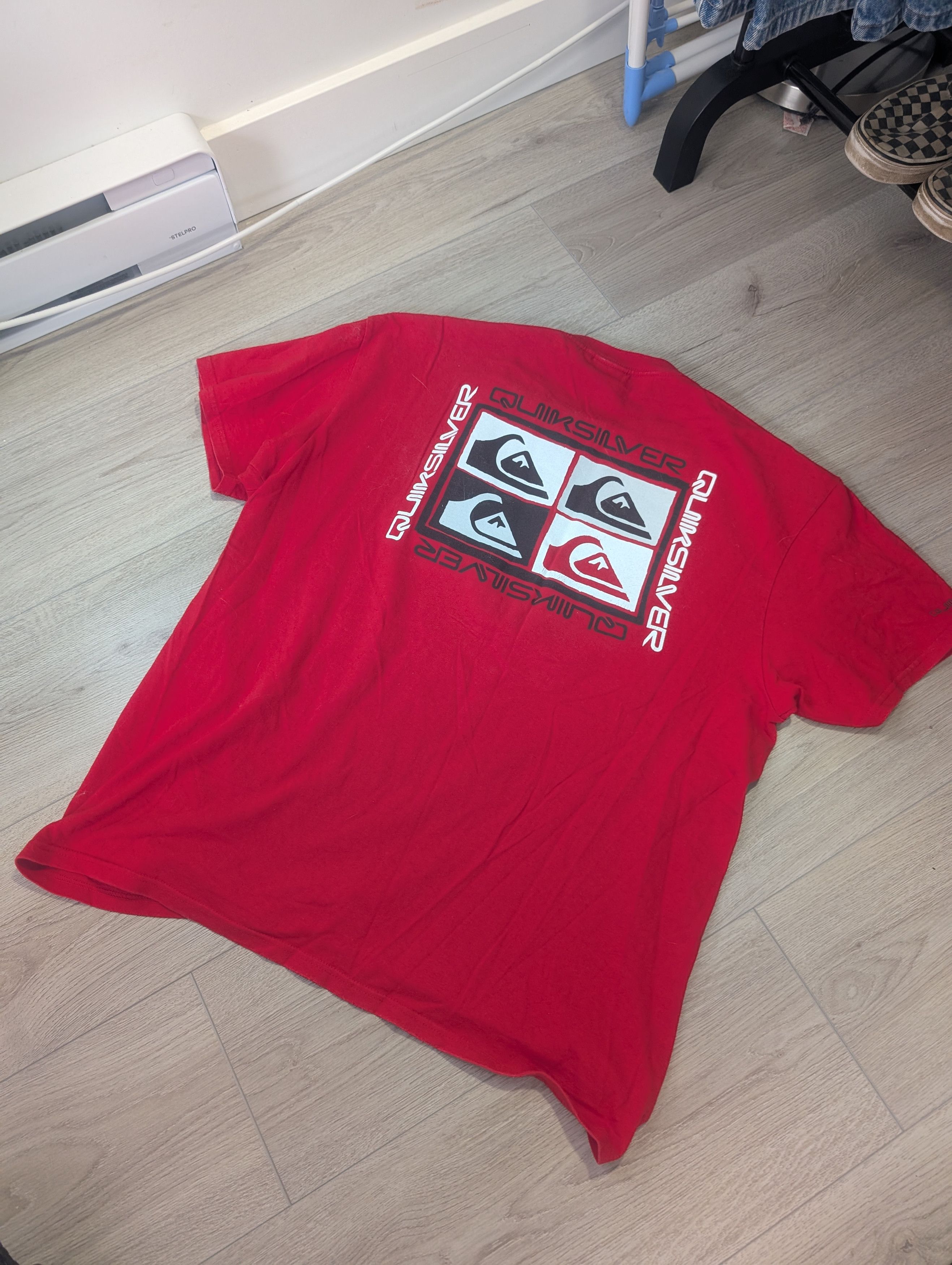Quiksilver × Vintage VINTAGE red Quicksilver red graphic tee Size US L / EU 52-54 / 3 - 7 Thumbnail