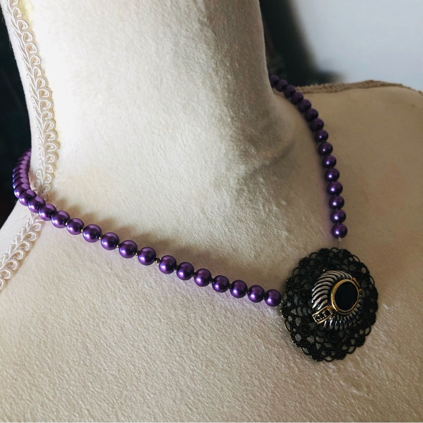 Handmade Handcrafted repurpose genuine amethyst Pearl necklace Size ONE SIZE - 4 Thumbnail