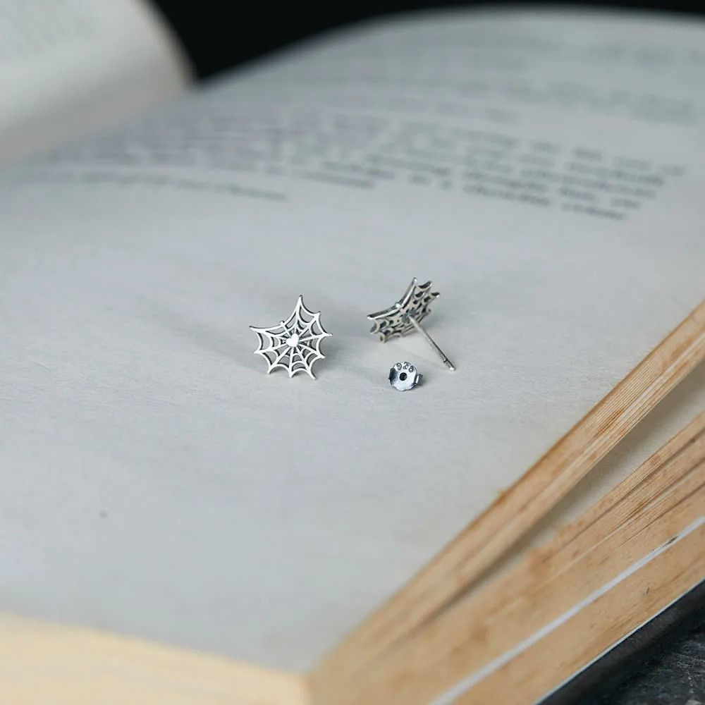 Jewelry Spider Web Heart Stud Earrings 925 Sterling Ear Studs Charms Size ONE SIZE - 8 Thumbnail