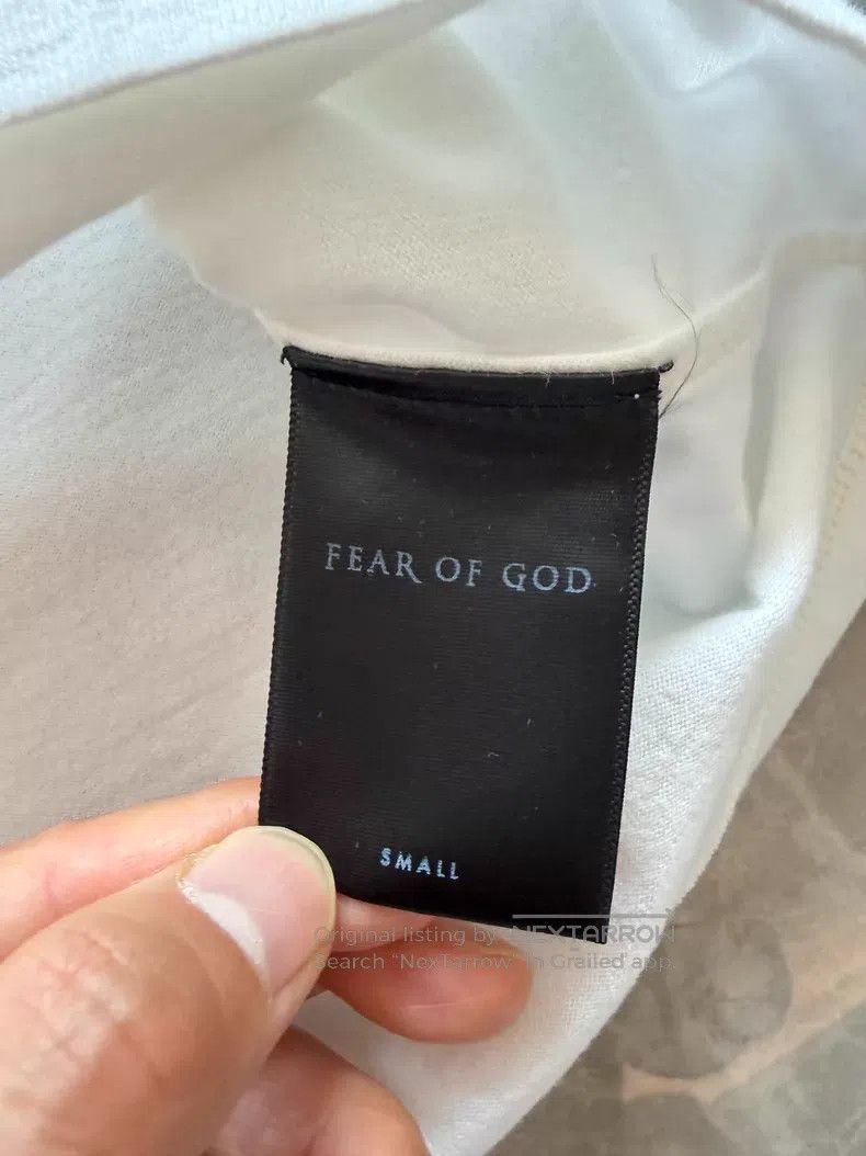 Fear of God Fear of God Main line: short-sleeve shirts Size US S / EU 44-46 / 1 - 3 Thumbnail
