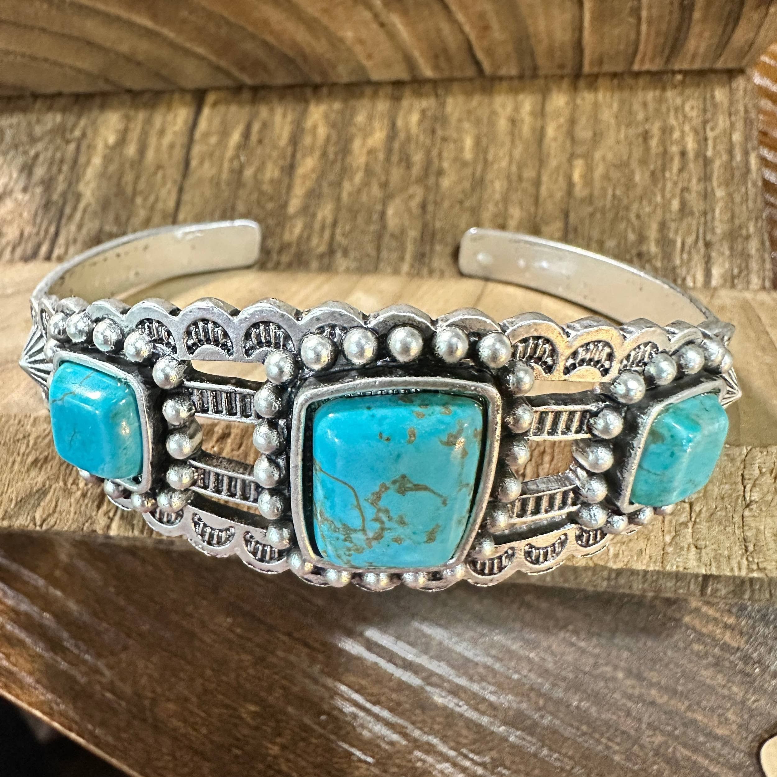 Other Turquoise Cuff Bracelet in Antique Silver Style, Boho Southw Size ONE SIZE - 4 Thumbnail
