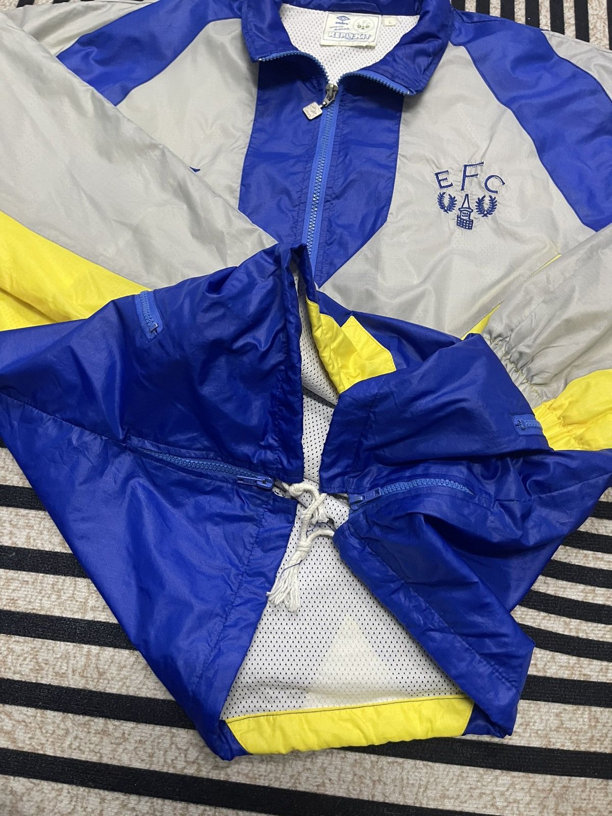 Umbro VINTAGE 1991-93 EVERTON FC HALF ZIPPER TRACKTOP JACKET Size US L / EU 52-54 / 3 - 15 Thumbnail
