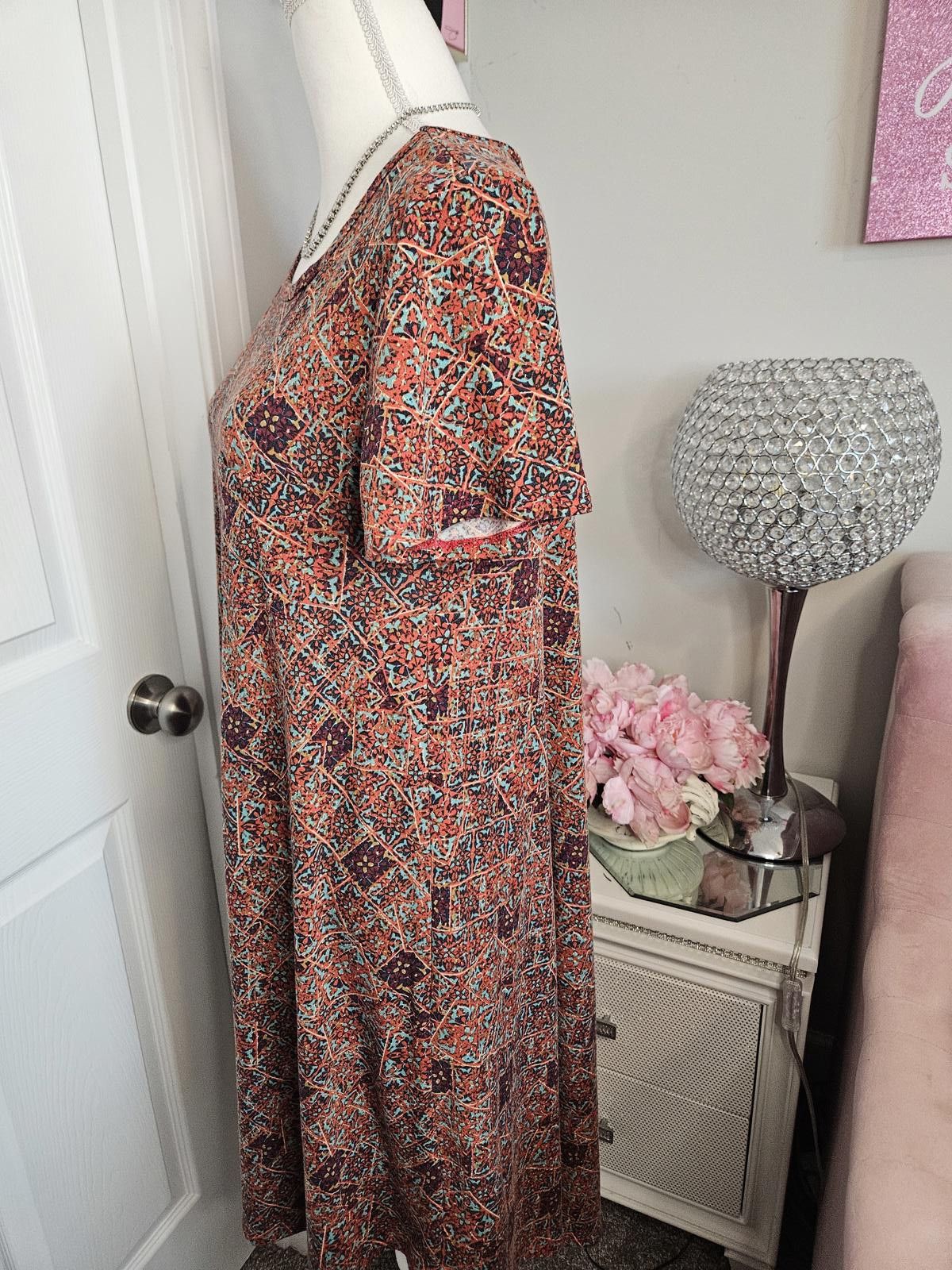Designer Lularoe Printed Casual Dress with Pocket #195 Size S / US 4 / IT 40 - 3 Thumbnail
