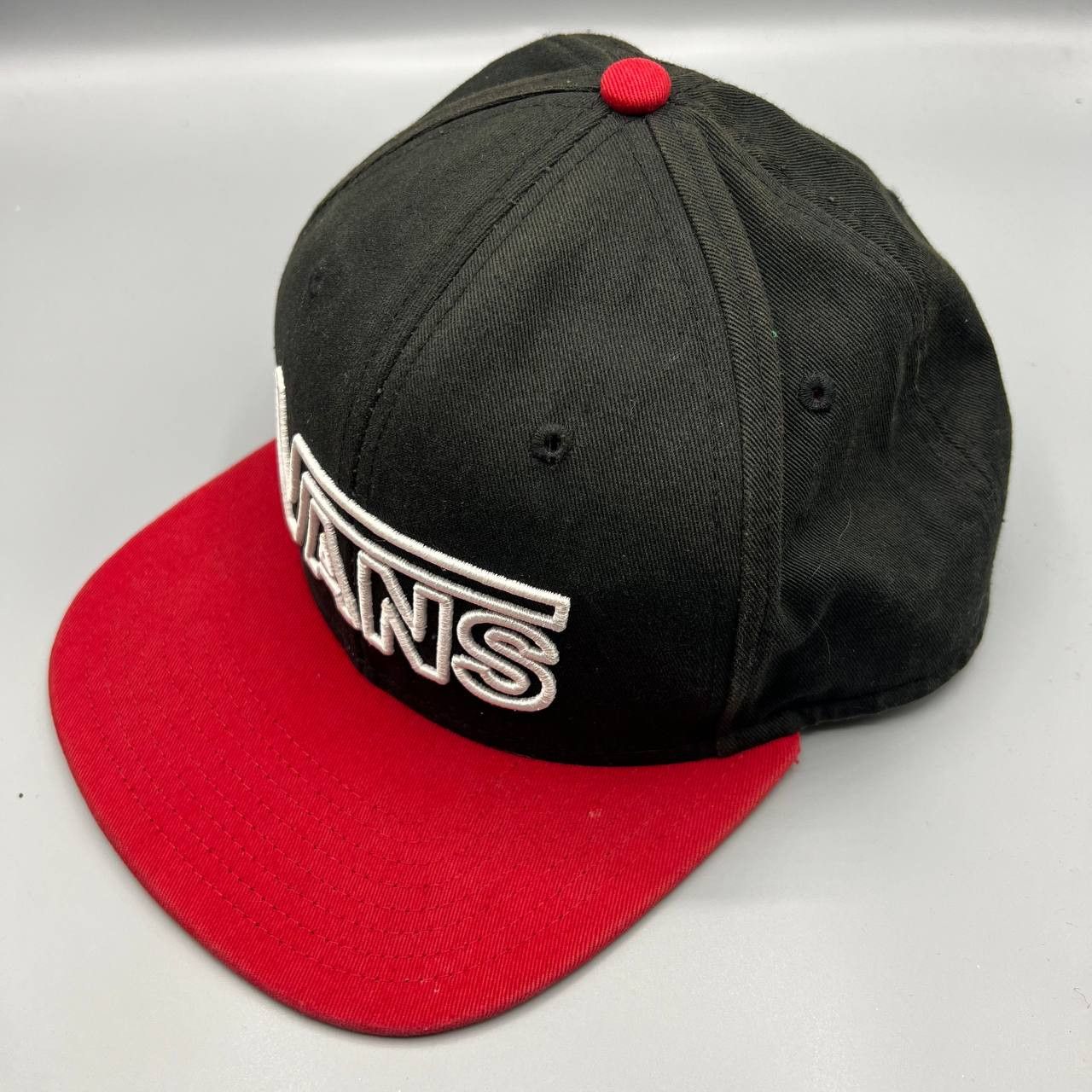Vans Vans Hat Men Black Red Spell out Snap Back Cap Size ONE SIZE - 2 Thumbnail
