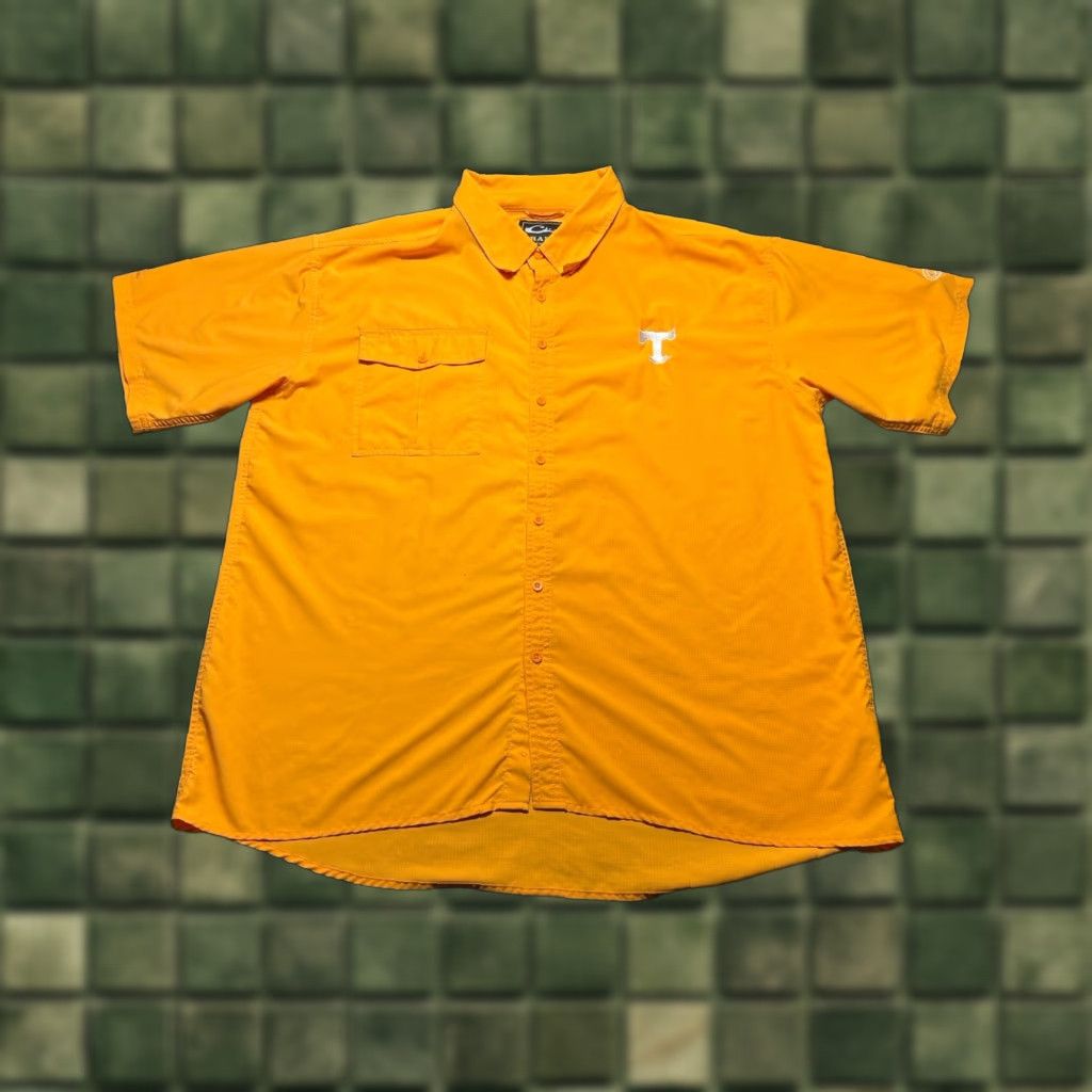 Vintage Drake Tennessee Shirt Mens XL Orange Button-Down Microfiber Shirt Size US XL / EU 56 / 4 - 1 Thumbnail