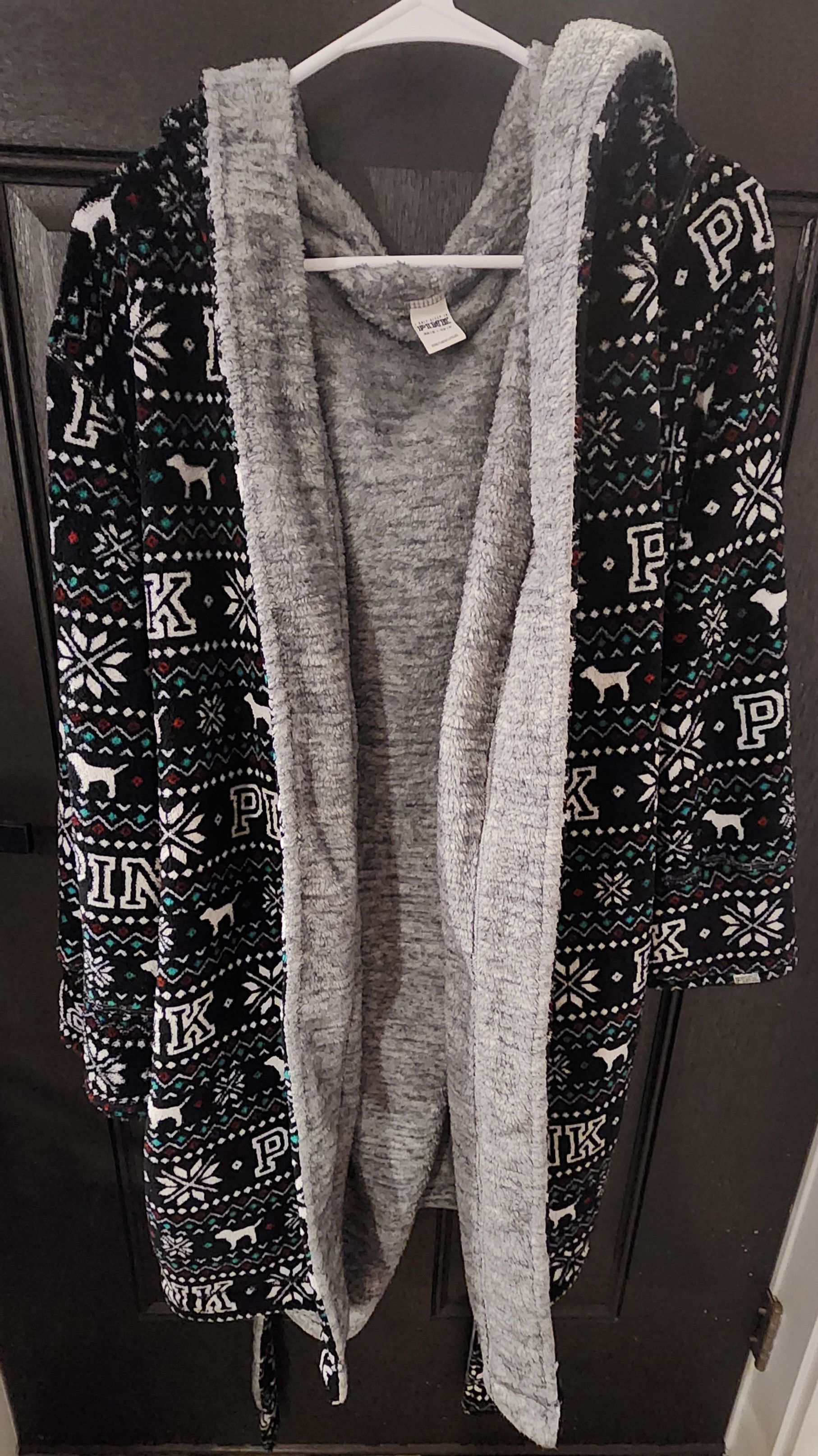 Victoria's Secret Victoria's Secret PINK Black Holiday Reversible Robe XS/S Size XS / US 0-2 / IT 36-38 - 5 Thumbnail