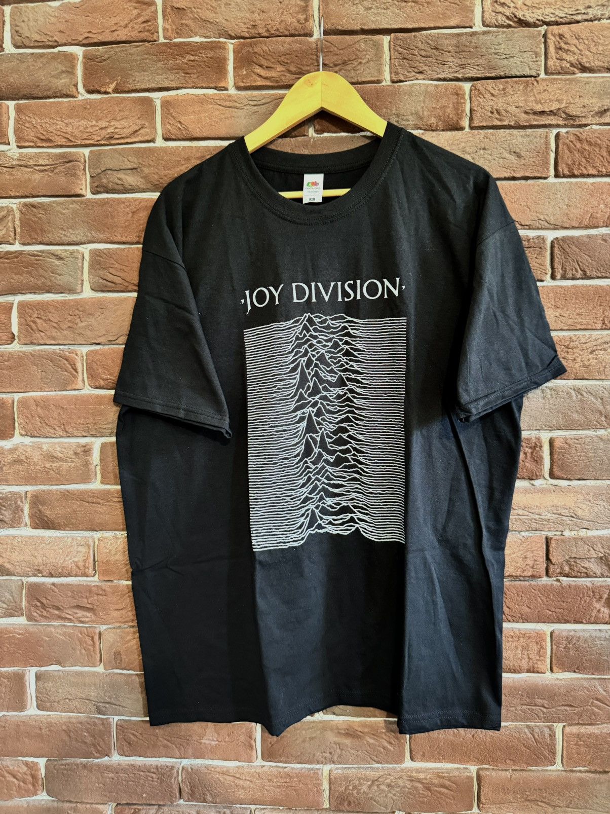 Band Tees JOY DIVISION unknown pleasure Band Tee Rare Rock XL Size US XL / EU 56 / 4 - 1 Thumbnail