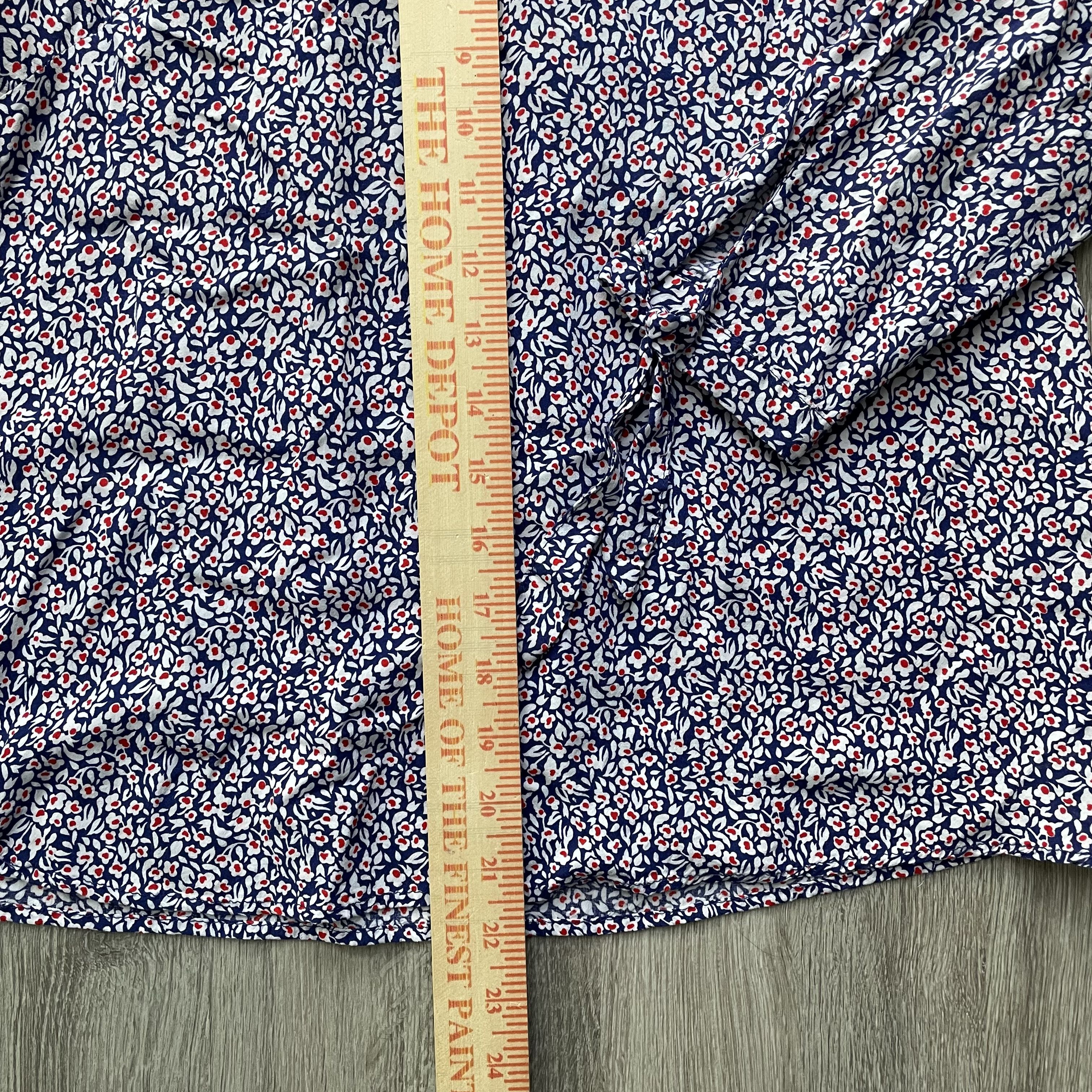 Cynthia Rowley Cynthia Rowley Floral V-Neck 3/4 Tie Sleeve Blouse S Size S / US 4 / IT 40 - 6 Thumbnail