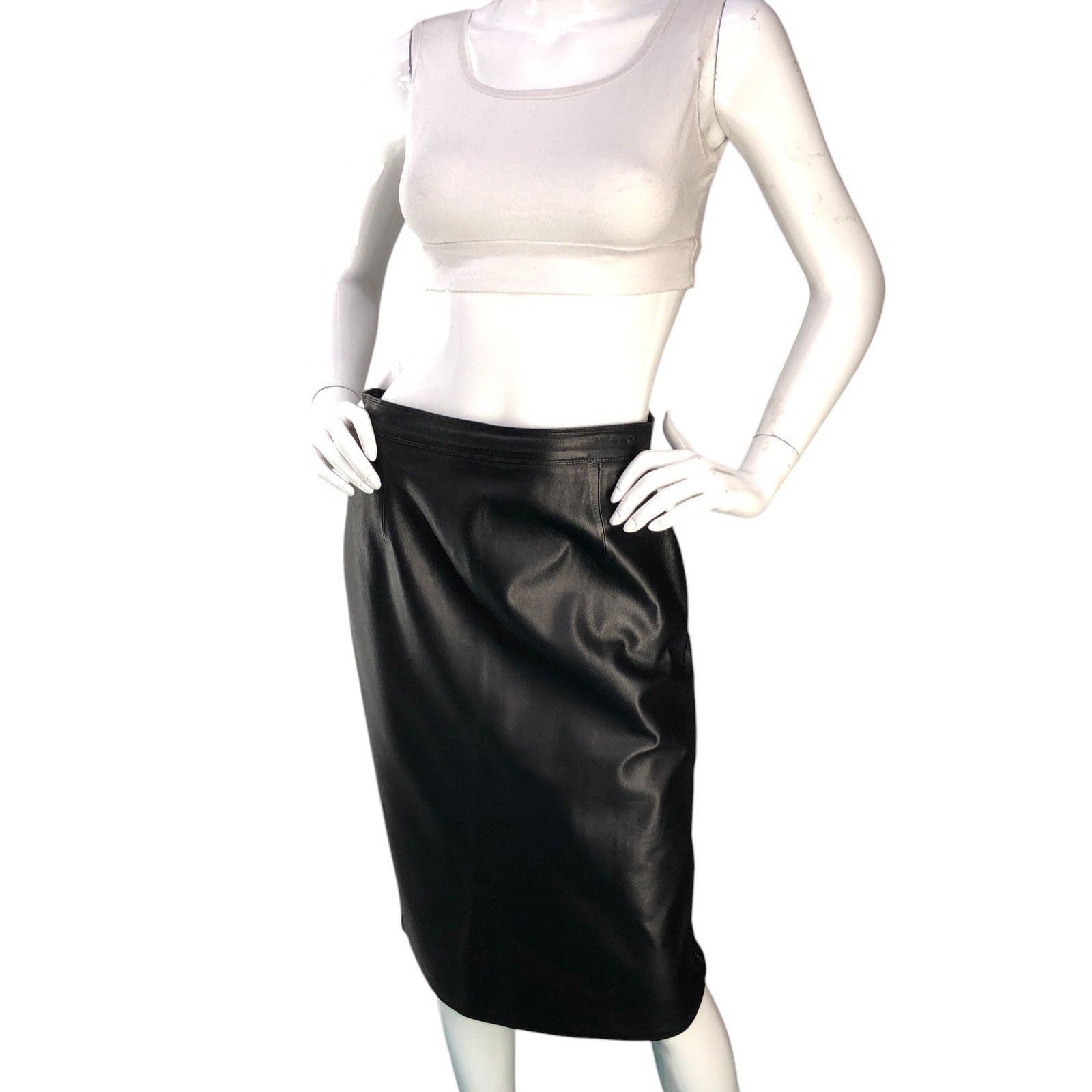 Fendi Fendissime Fendi Size 44 Skirt Leather Midi Pencil Vintage Size 28" / US 6 / IT 42 - 2 Thumbnail