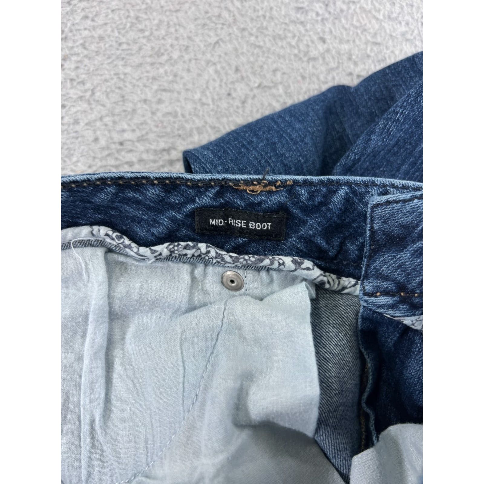 Vintage Rue 27 Blue Denim Jeans Mid Rise Boot Medium Wash Cotton Blend Women's Jeans Rue 27 Blue Denim Bootcut 5-Pocket Girls? Size 27" / US 4 / IT 40 - 4 Thumbnail