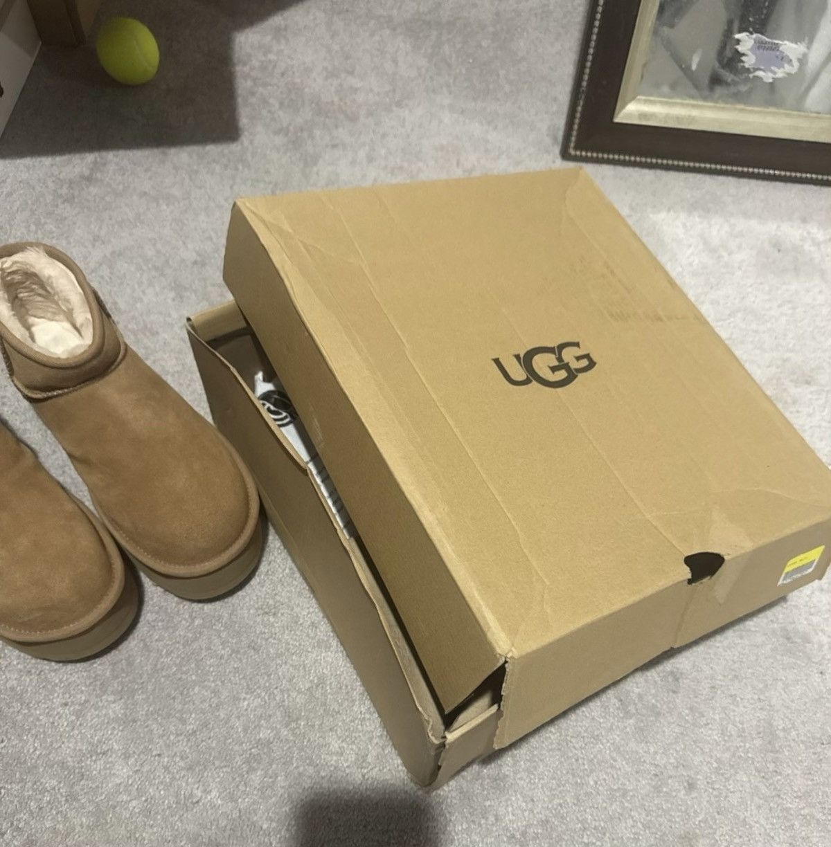 Ugg Ugg Women Platform Boots Size 9 US Size US 9 / IT 39 - 2 Thumbnail
