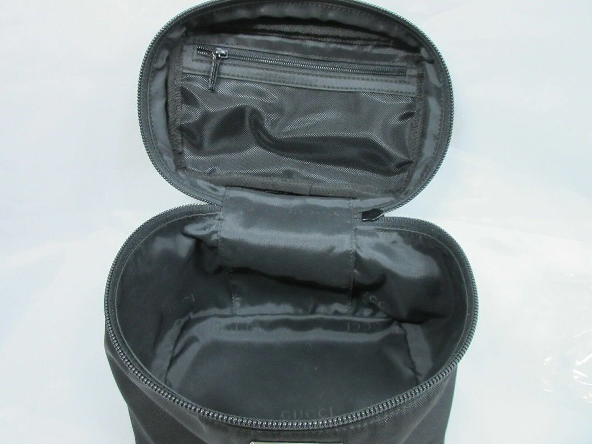 Gucci Authentic GUCCI Vanity Cosmetic Pouch Nylon Canvas Black Size ONE SIZE - 10 Thumbnail