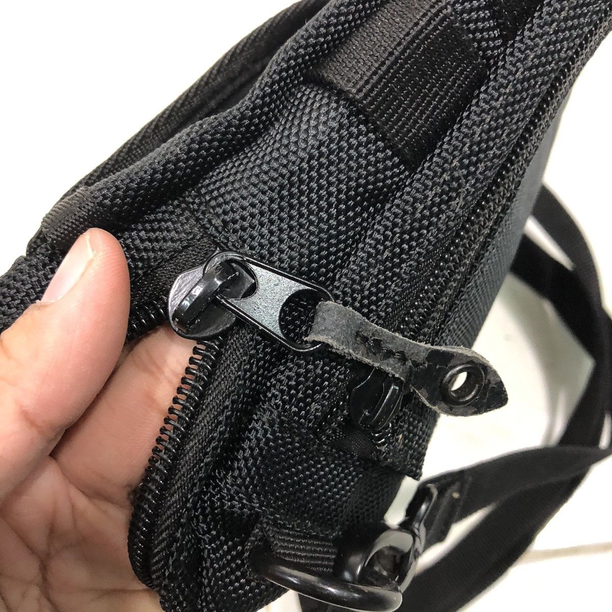 Other 📌Vintage Sling Bag Small Size Columbia Hiking Style Size ONE SIZE - 16 Thumbnail