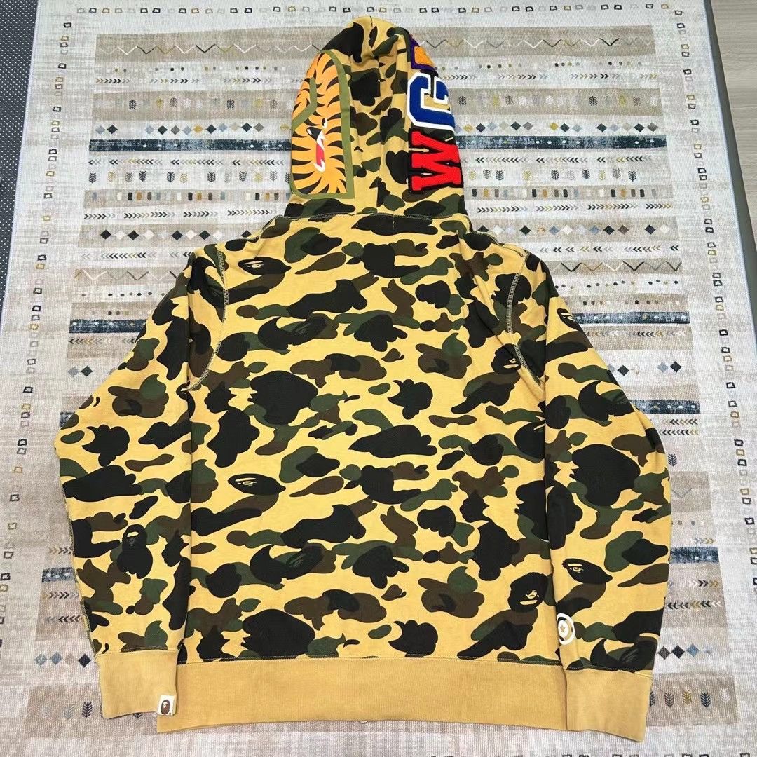 Bape 1ST CAMO SHARK FULL ZIP HOODIE Size US XL / EU 56 / 4 - 2 Thumbnail