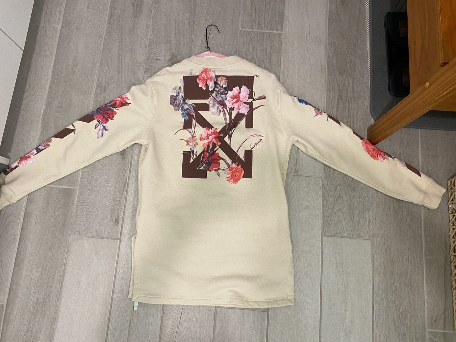 Off-White Off-White Floral Motif Sweater Size S / US 4 / IT 40 - 2 Thumbnail