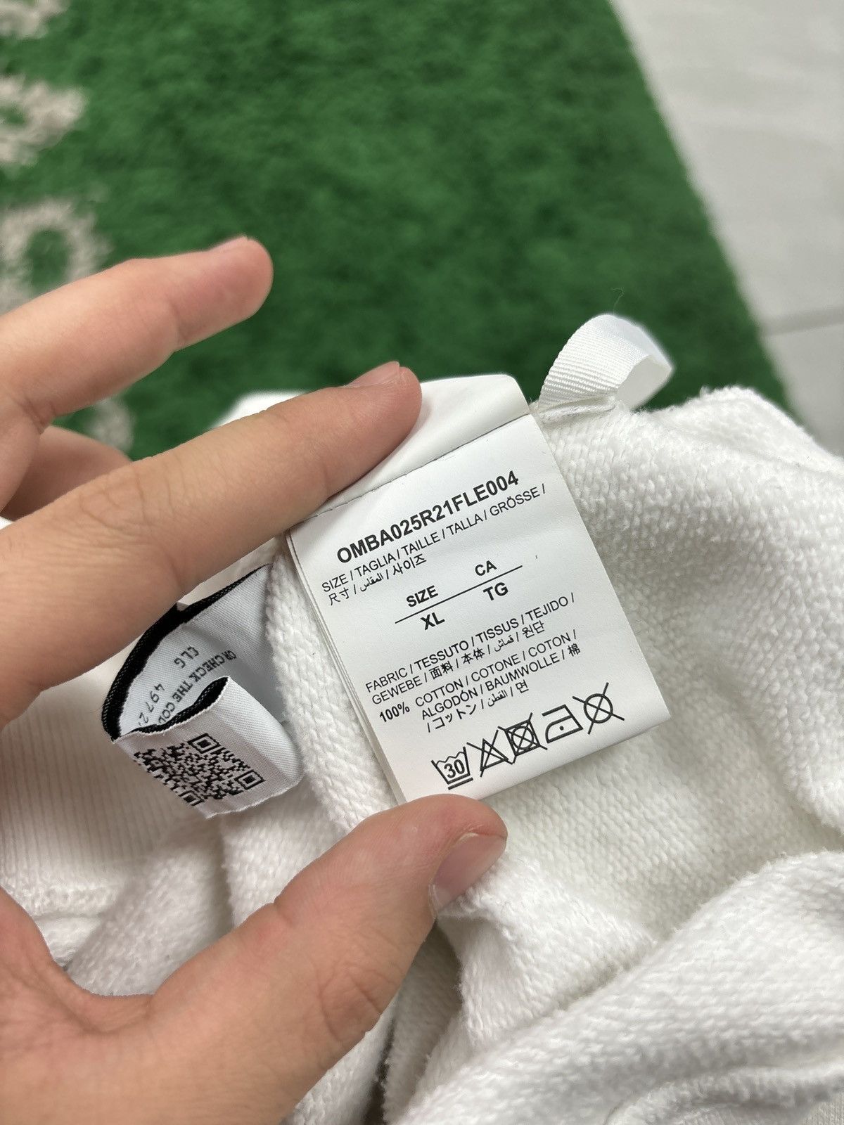 Off-White Off white crewneck white red X-Large Size US XL / EU 56 / 4 - 5 Thumbnail