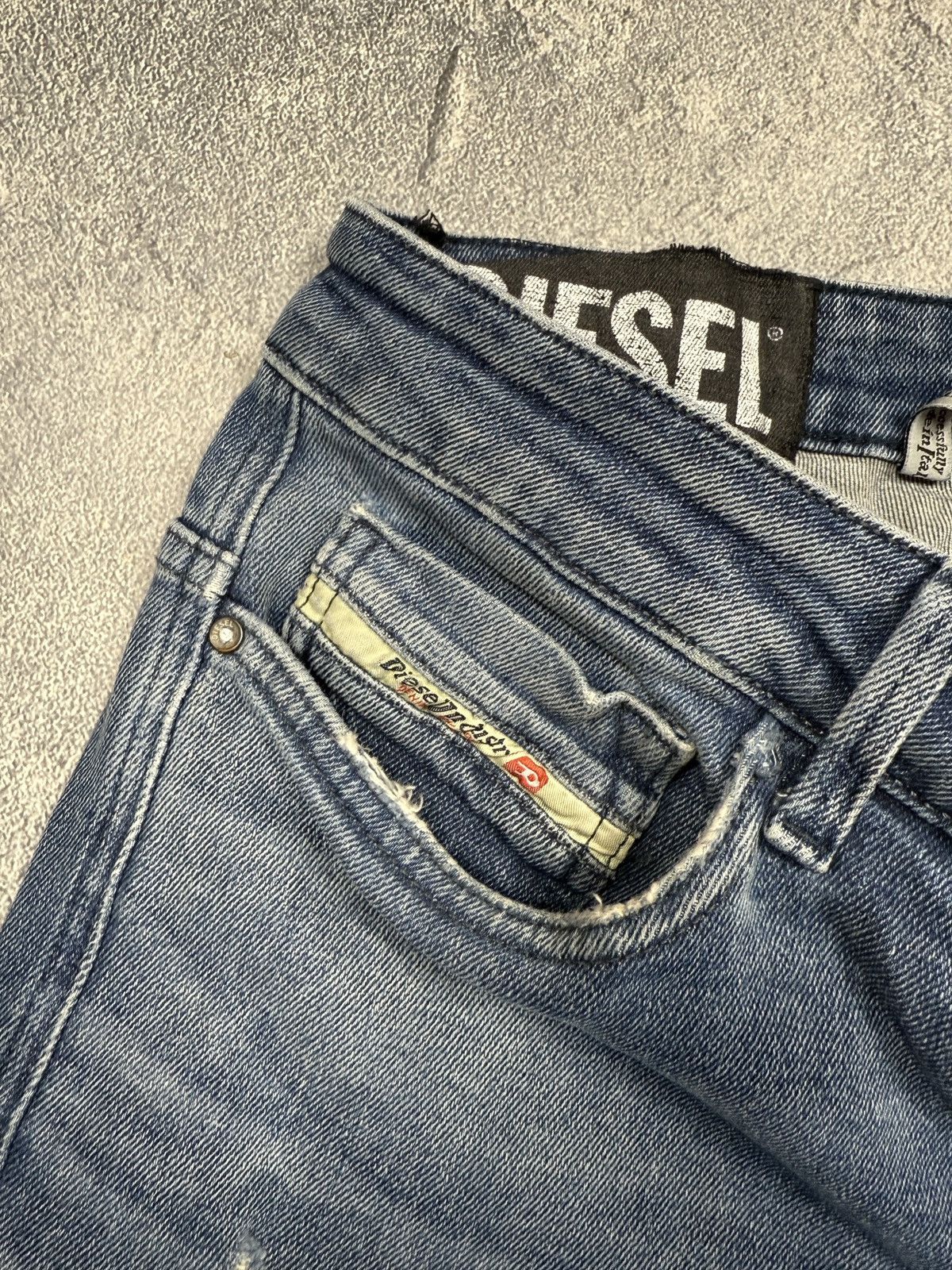 Diesel Vintage Y2K Diesel jeans denim faded stretwear style size 36 Size 25" / US 0 / IT 36 - 9 Thumbnail