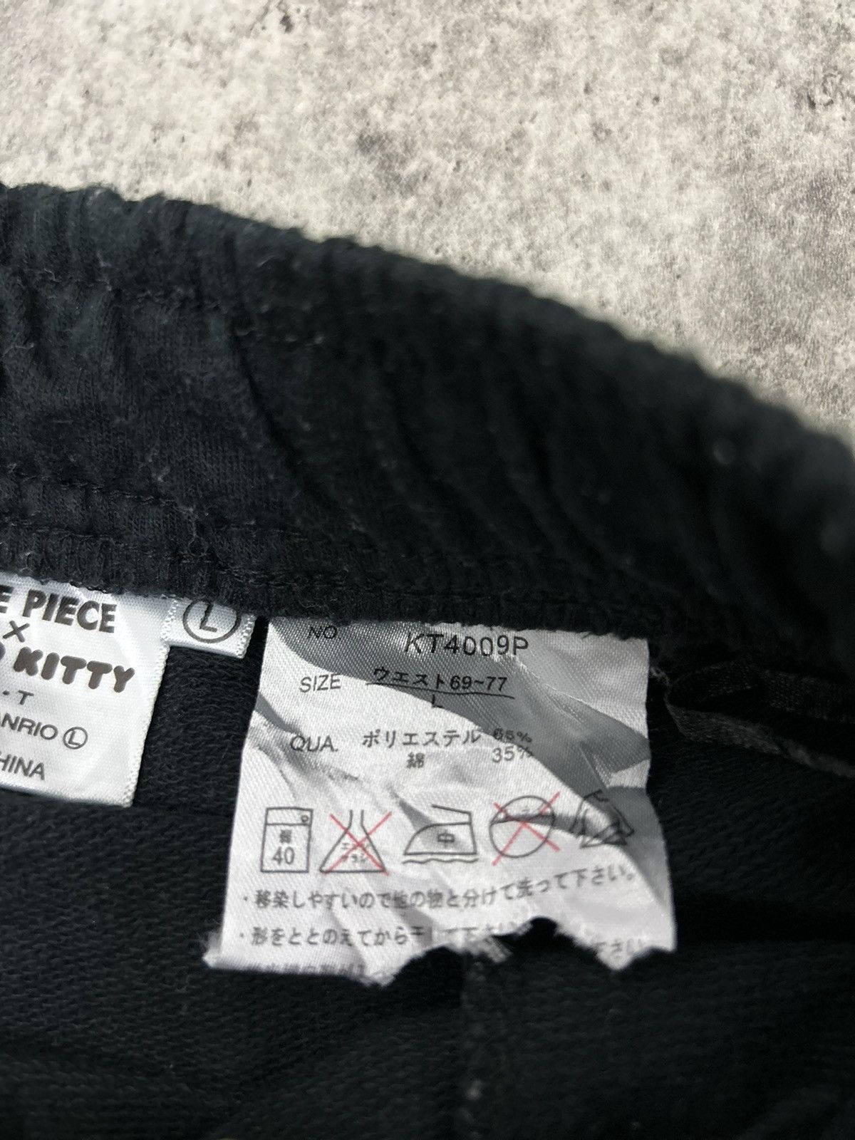 Cartoon Network × Japanese Brand × One Piece One Piece x Hello Kitty Jogger Pans Size US 28 / EU 44 - 9 Thumbnail