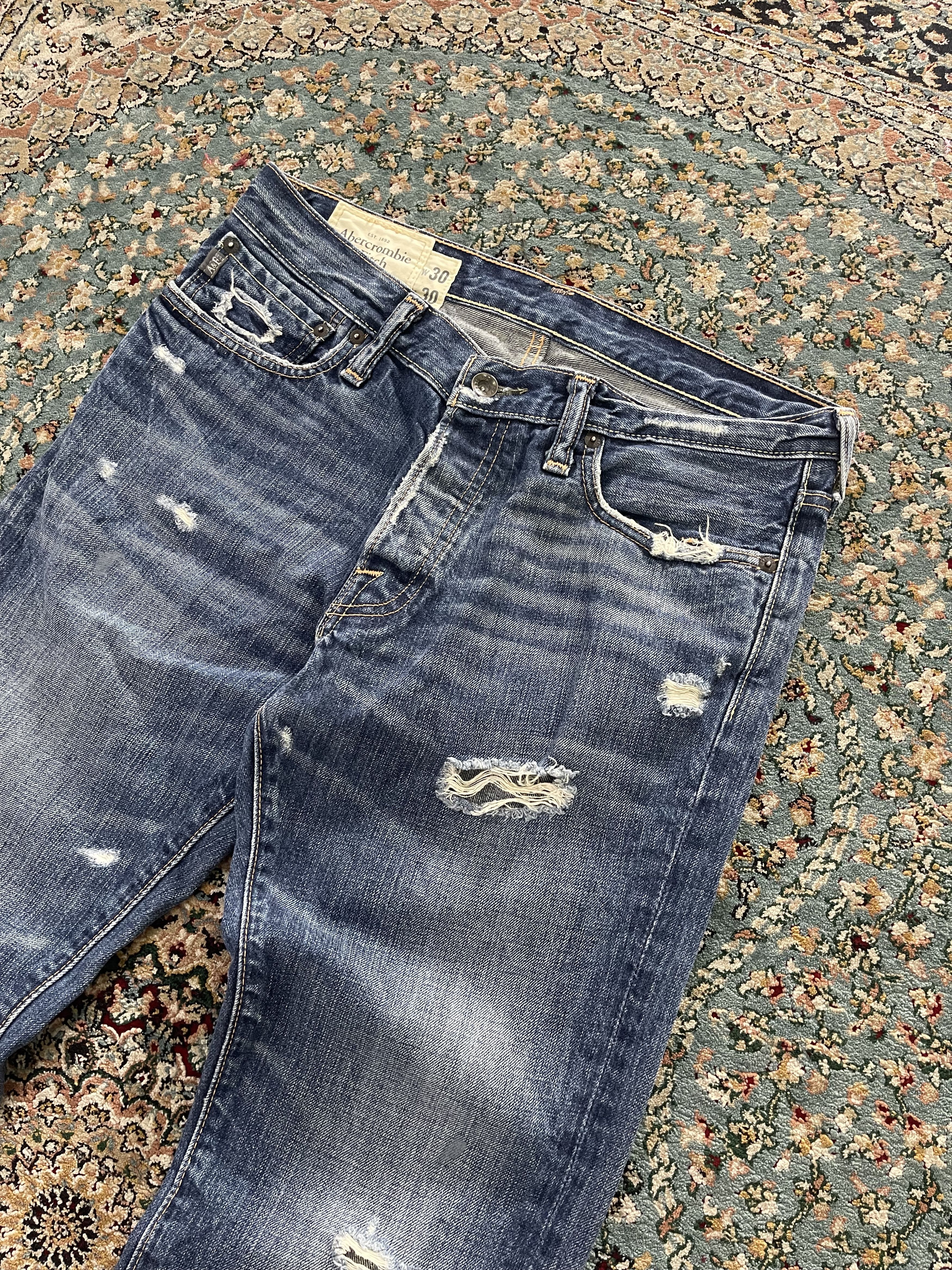 Abercrombie & Fitch A&F BAXTER Low Rise Slim Boot Denim Distressed Size 30x30 Size US 30 / EU 46 - 2 Thumbnail