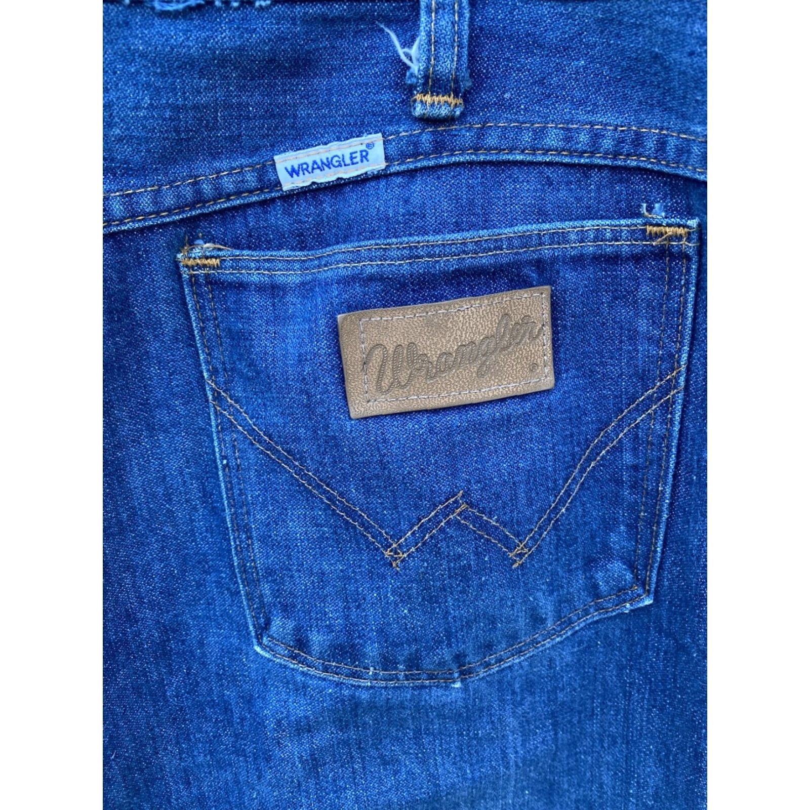 Wrangler VINTAGE Wrangler Jeans Mens 42 Regular 32.5 Inseam 5-Pocket Denim Blue Zip IDEAL Cowboy Size US 42 / EU 58 - 5 Thumbnail