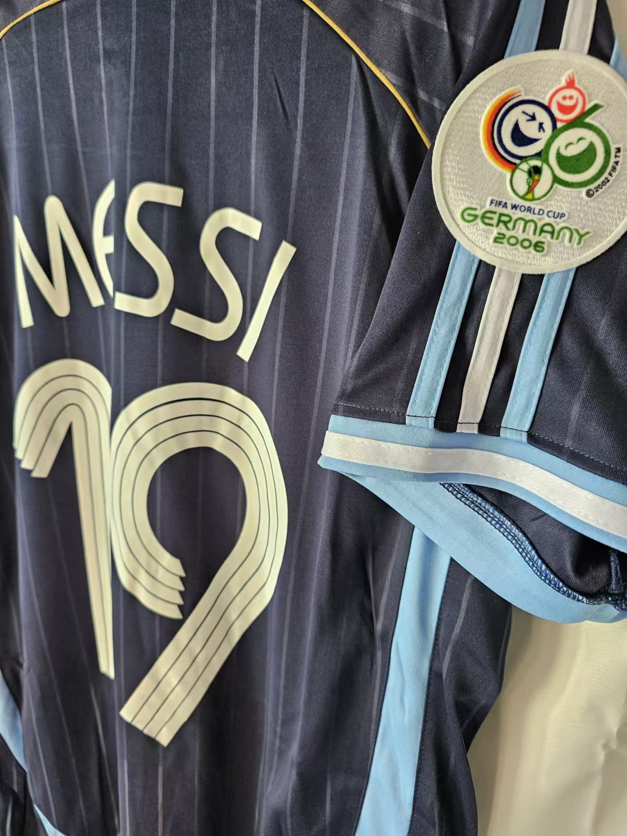 Other 2006 World Cup Argentina #19 Messi Jersey Away Size US XL / EU 56 / 4 - 4 Thumbnail