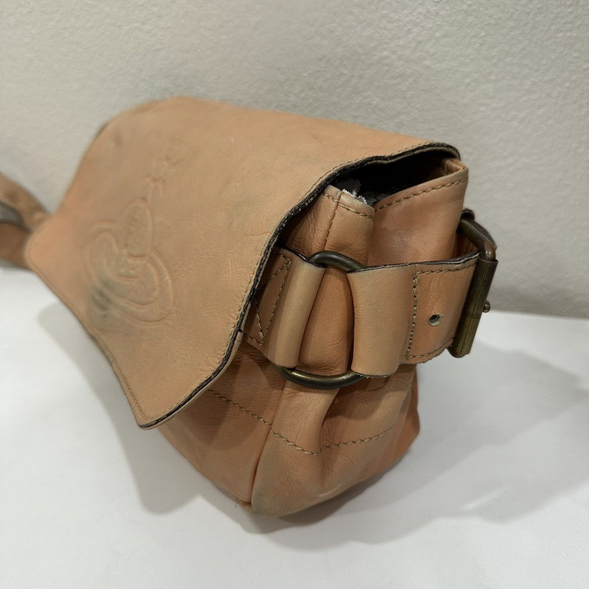 Vivienne Westwood ‼️YES‼️ BUG LOGO VIVIENNE WESTWOOD LEATHER CROSSBODY SLING BAG Size ONE SIZE - 5 Thumbnail