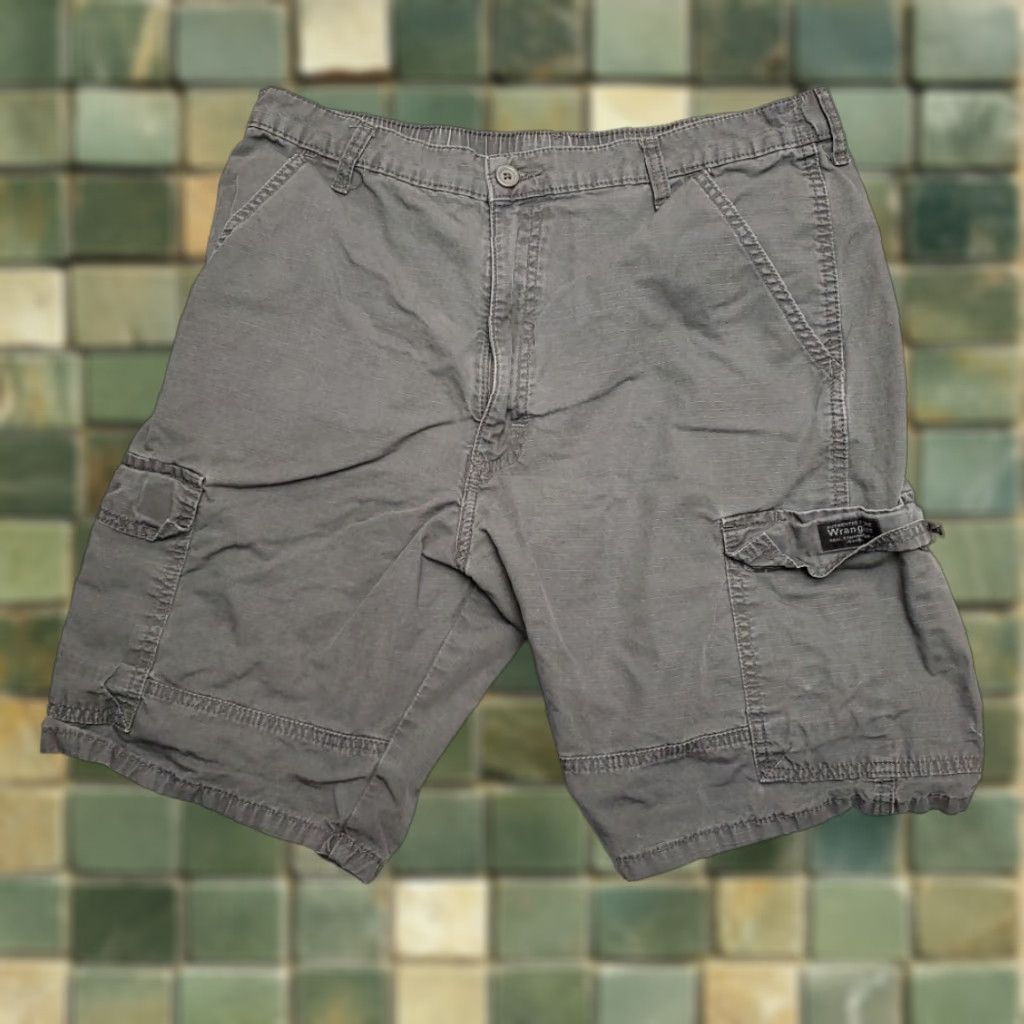 Wrangler Wrangler Men Gray Cargo Ripstop Flat Front Short Shorts Outdoor Casual Utility 32 Size US 32 / EU 48 - 1 Thumbnail
