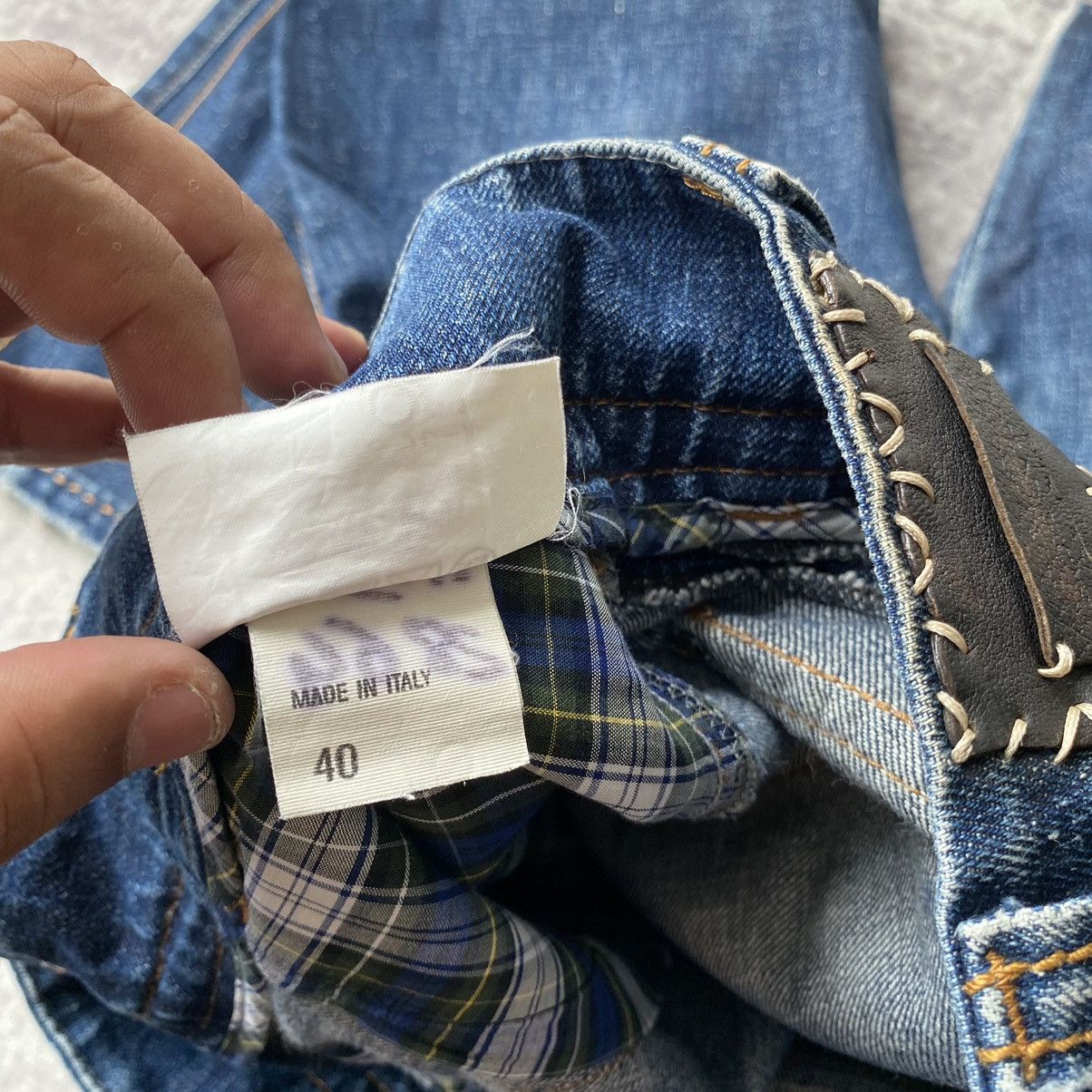 Designer × Ermanno Scervino Ermanno Scervino Distressed Jeans Size US 30 / EU 46 - 15 Thumbnail