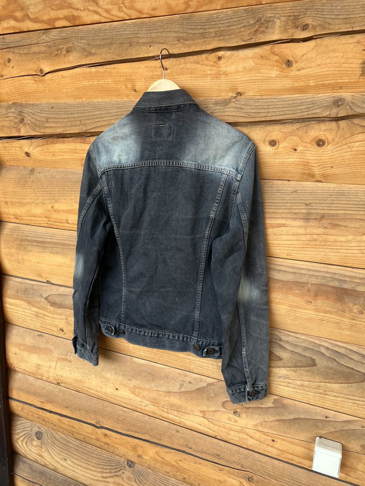 Levi's 90S VINTAGE LEVI’S 70500 OILED CREASE TRUCKER DENIM JACKET Size US L / EU 52-54 / 3 - 4 Thumbnail