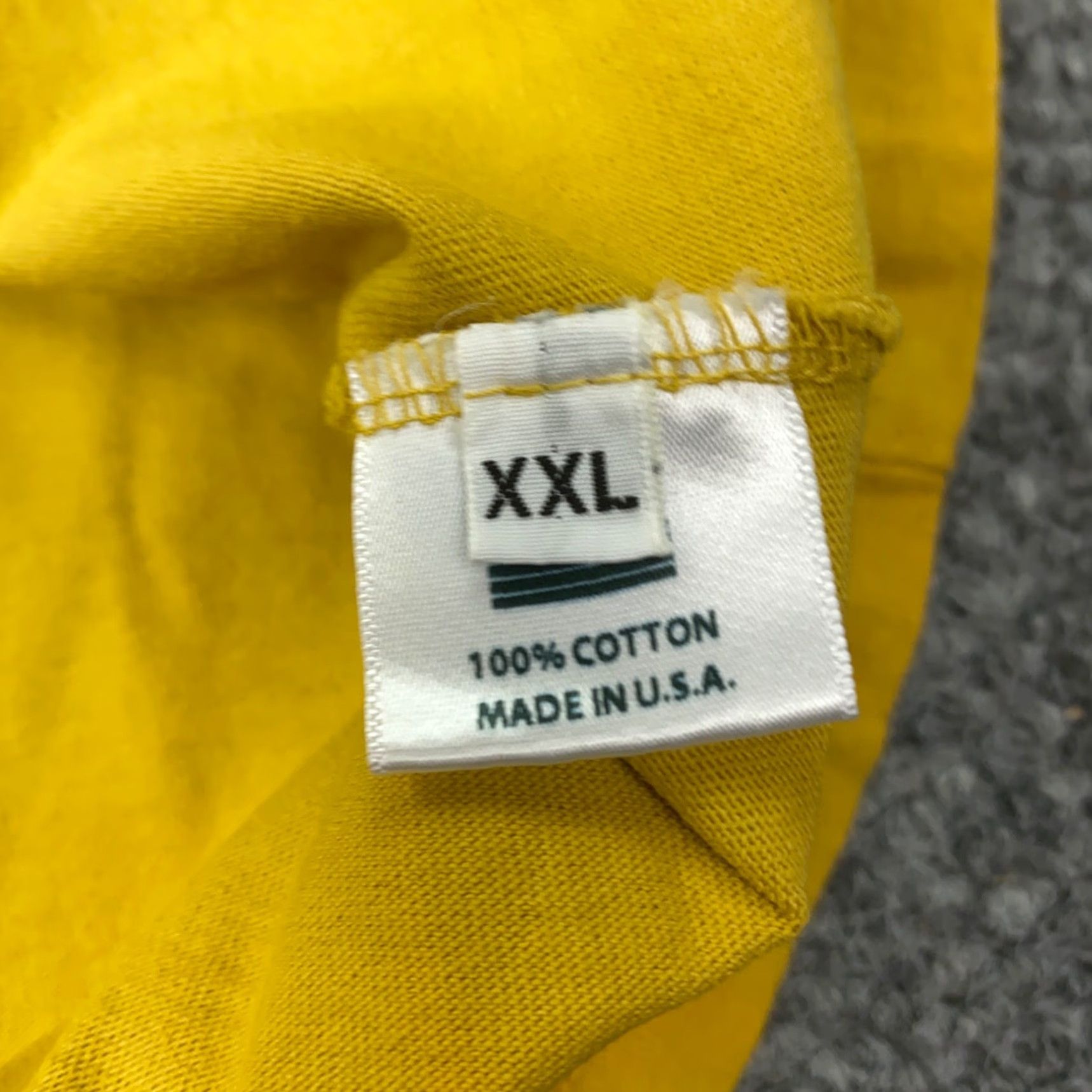 Vintage VINTAGE Feature T-Shirt Mens XXL Short Sleeve Yellow Eagle USA Stussy Logo Designer Hip Hop 90s Mens T-Shirt Size US 39 - 4 Thumbnail