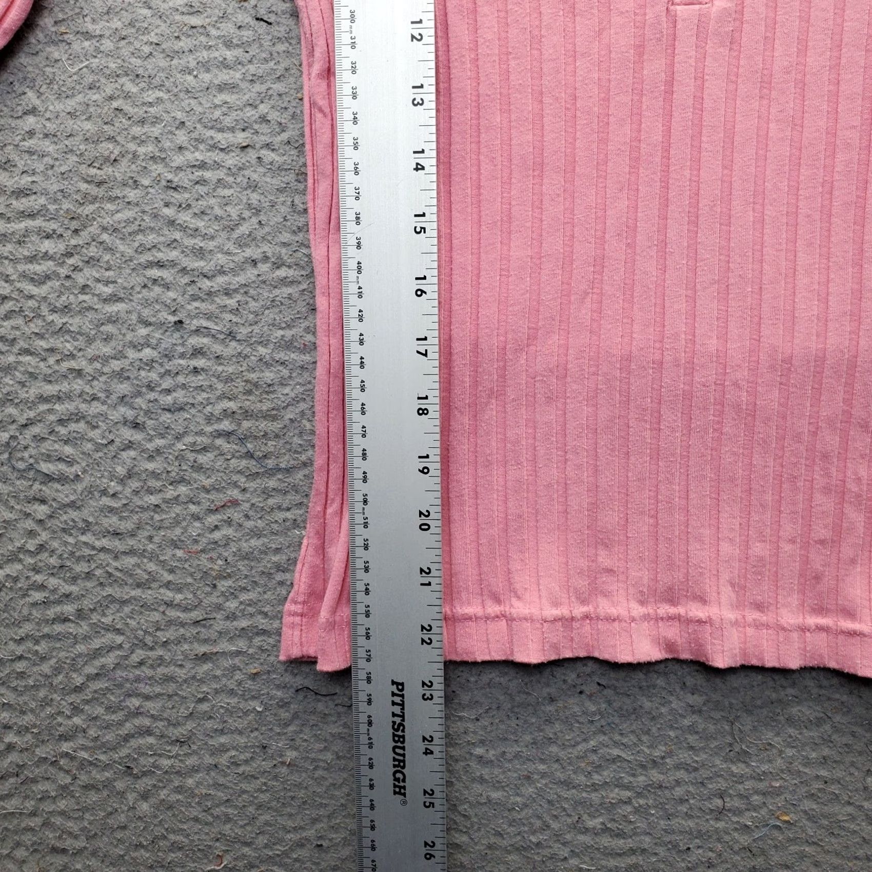 Vintage Carolyn Taylor Womens T-Shirt Pink 3/4 Sleeve V Neck Ribbed Top Slim Size S Size S / US 4 / IT 40 - 3 Thumbnail