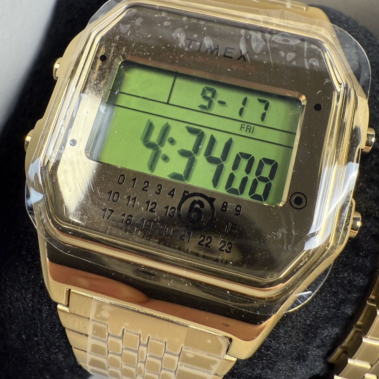 Maison Margiela × Timex MM6 Maison Margiela x Timex Gold Digital Watch Set Size ONE SIZE - 4 Thumbnail