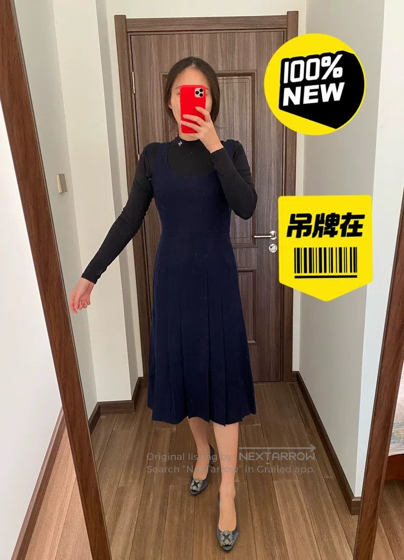 Valentino Valentino dress Size M / US 6-8 / IT 42-44 - 3 Thumbnail