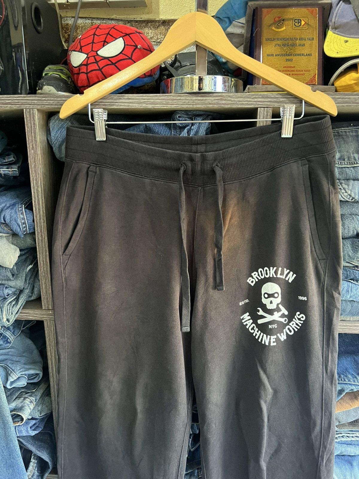 Uniqlo 🔥Uniqlo x Brooklyn Machine Works Sweatpants Jogger Size US 33 - 3 Thumbnail
