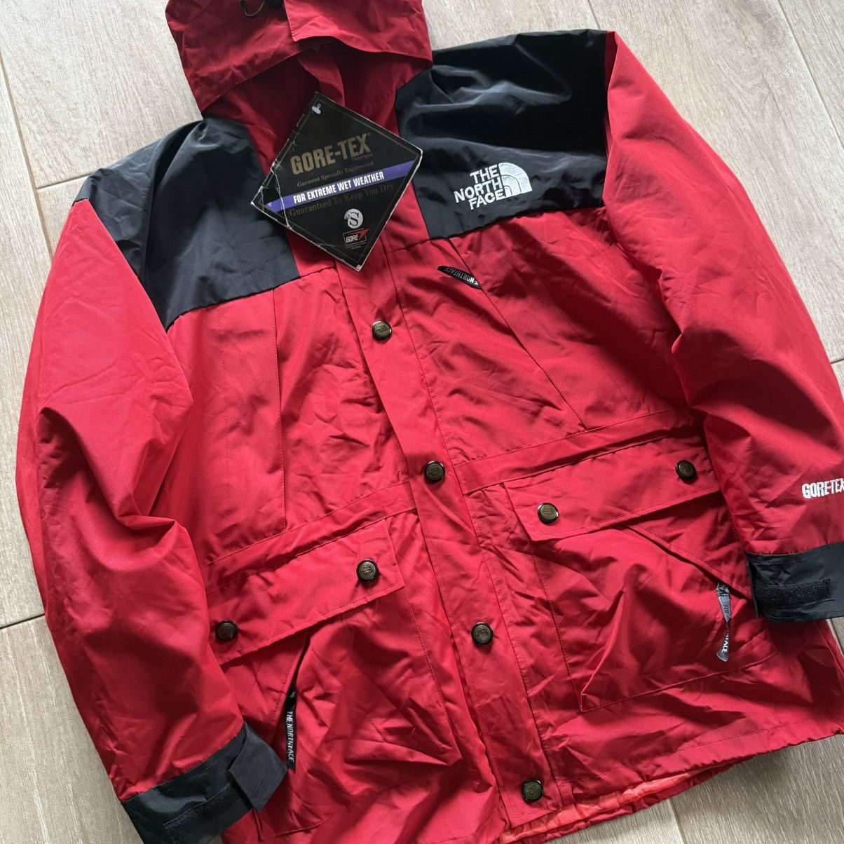 DeadStock The North Face GORETEX Jacket