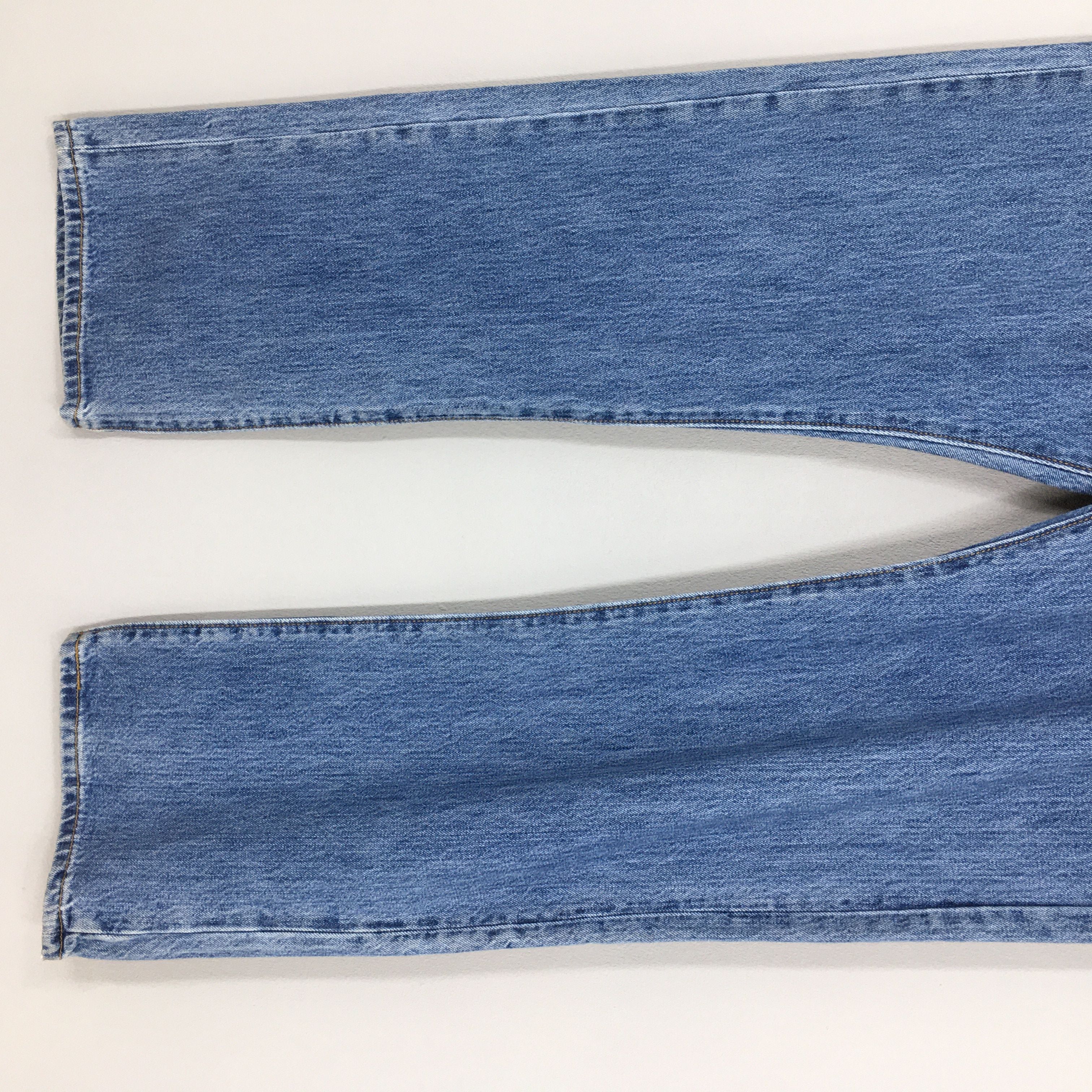 Jean × Levi's × Vintage Size 40x32.5 Vintage Levi's 501 Faded Blue Jeans Size US 40 / EU 56 - 5 Thumbnail