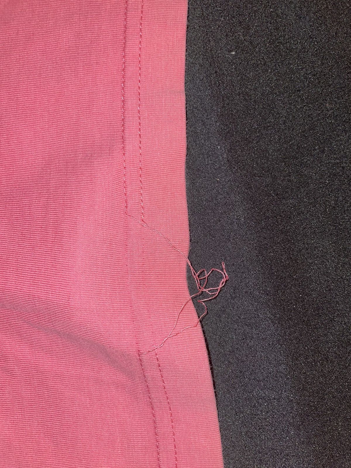 Tommy Bahama Tommy Bahama Men’s Pink T-Shirt, Large, L Size US L / EU 52-54 / 3 - 5 Thumbnail