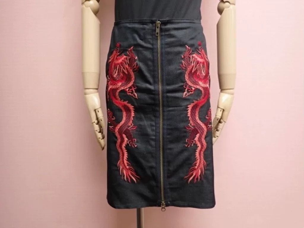 Vivienne Tam Vivienne Tam Dragon Embroidery Skirt Size 36" / US 14 / IT 50 - 1 Thumbnail