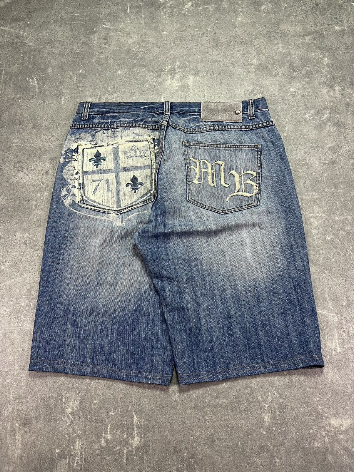 Makaveli Makaveli Fleur De Lis Printed Baggy Denim Shorts Jorts 36 Size US 36 / EU 52 - 1 Thumbnail