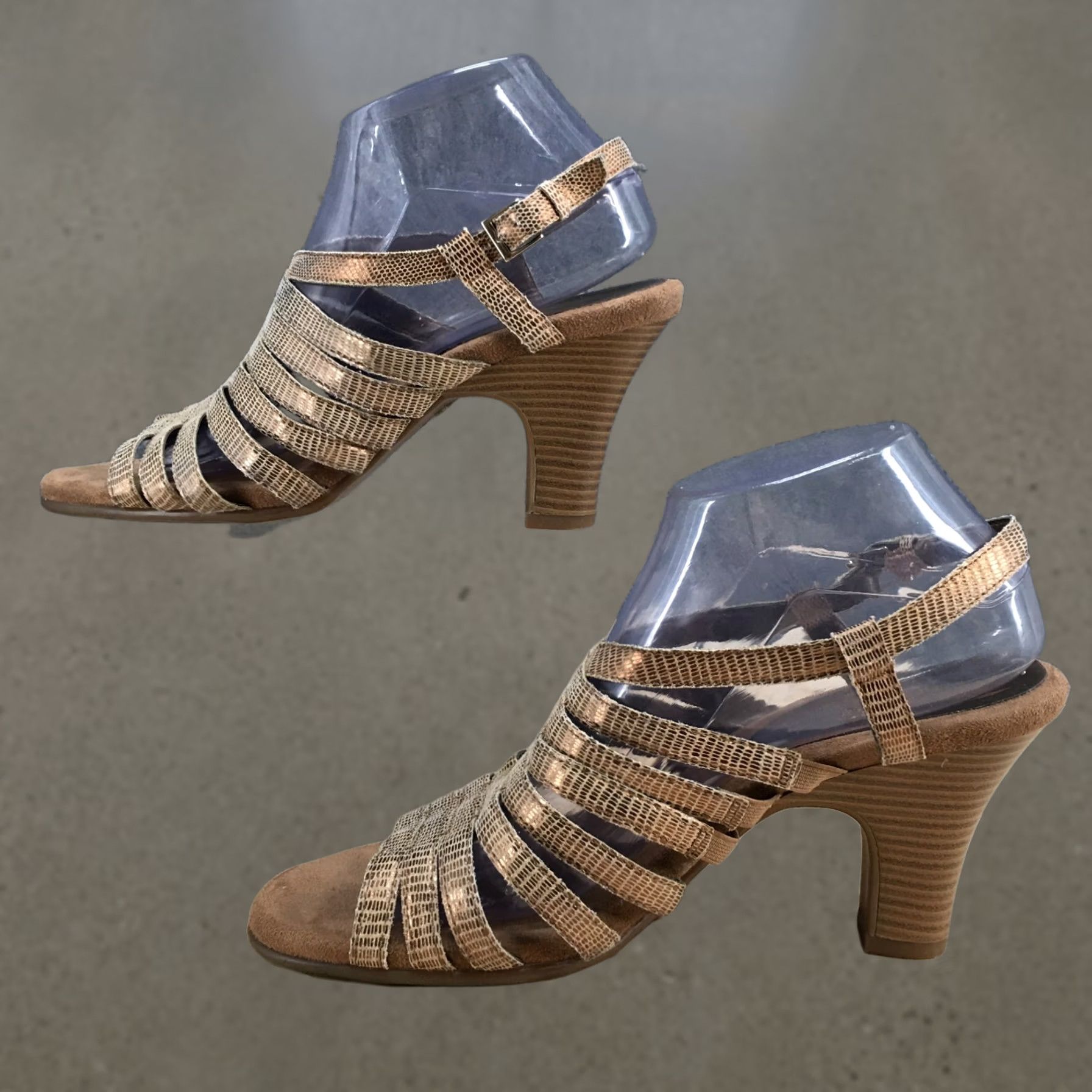 Vintage Aerosoles Energinic Slingback Heels Womens 9.5 Gold Fabric Peep Toe Cone Heel Buckle Block Heel Shoes Size US 10 / IT 40 - 1 Thumbnail