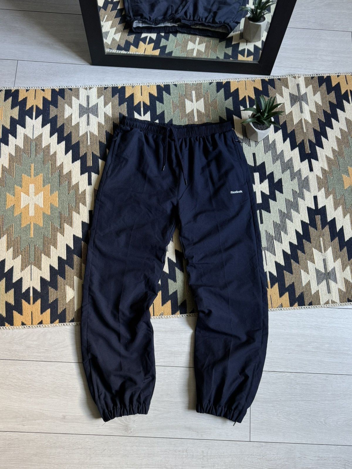 Reebok Vintage Reebok Essentials Nylon Y2K Pants Size US 28 / EU 44 - 3 Thumbnail