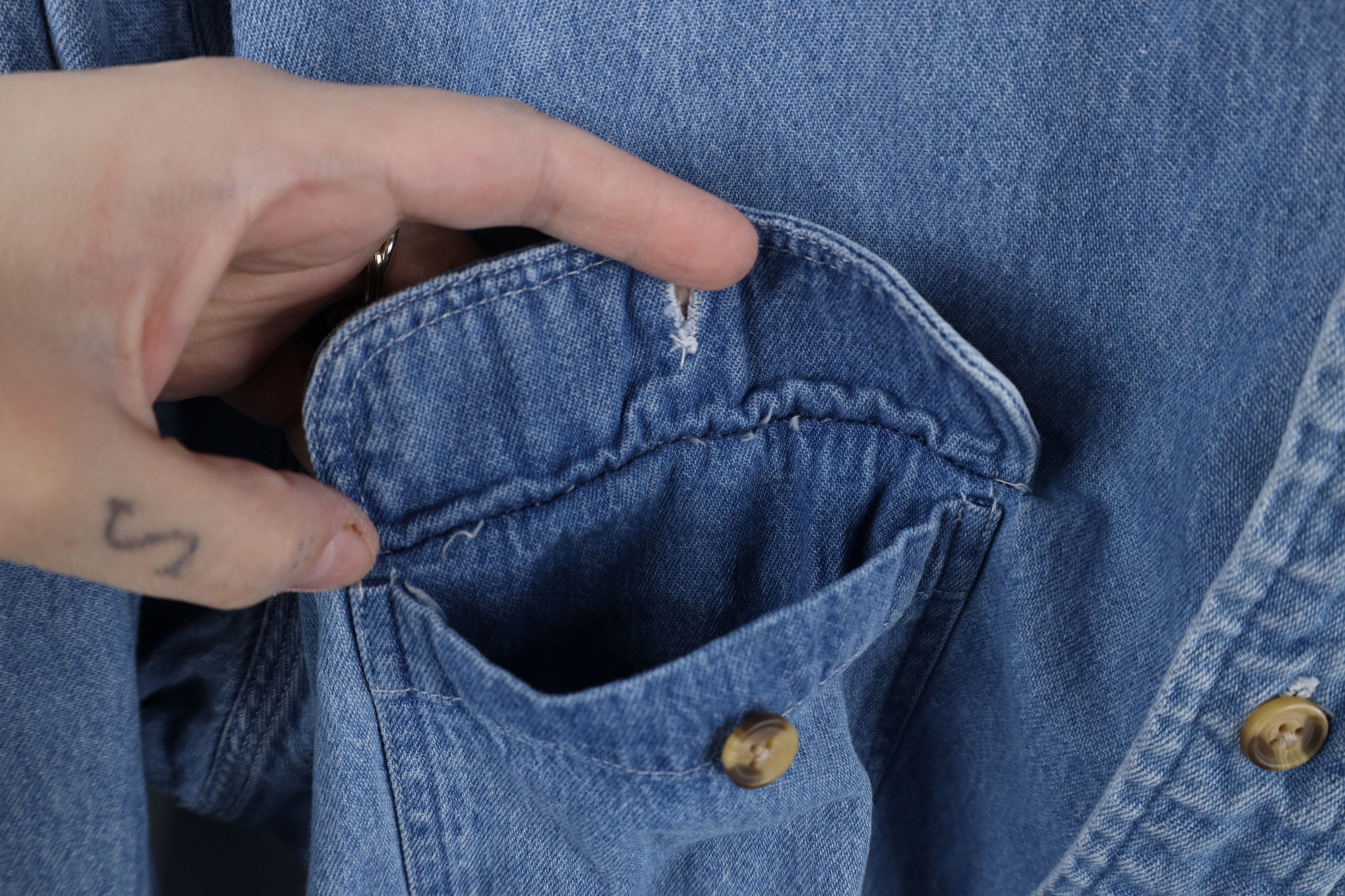 Vintage Vintage 90s Streetwear Jean Button Down Shirt Blue Indigo Size US L / EU 52-54 / 3 - 7 Thumbnail