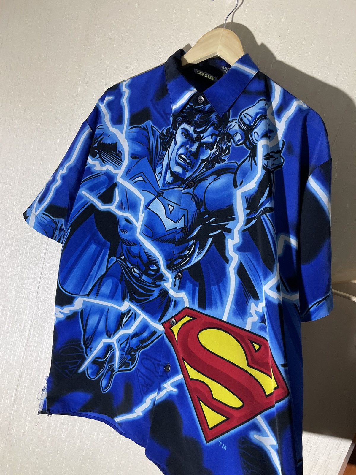 DC Comics × Vintage DC comics vintage 2002 y2k shirt Size US M / EU 48-50 / 2 - 5 Thumbnail