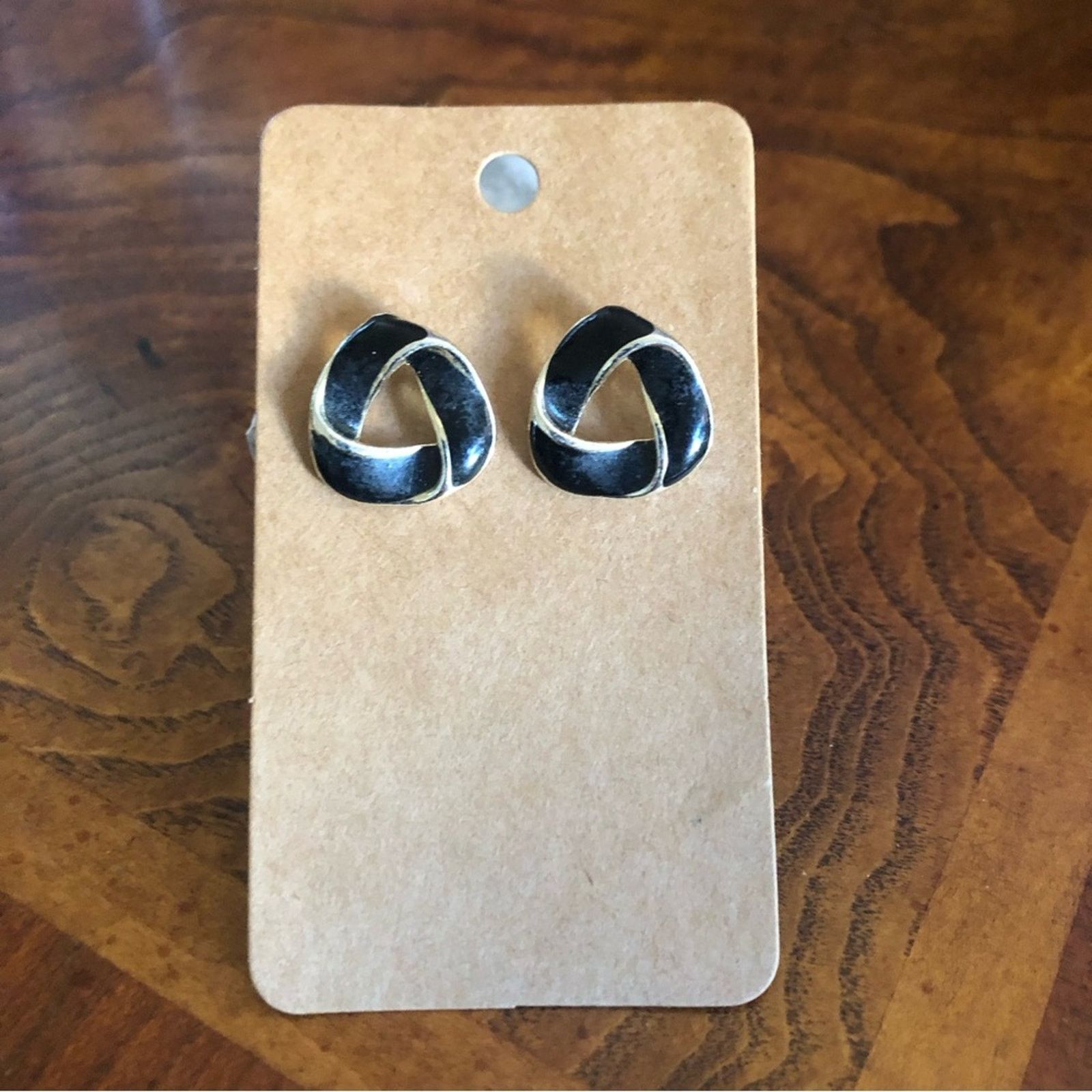 Vintage Vintage 70s black enamel triangle shape pierced earrings Size ONE SIZE - 6 Thumbnail