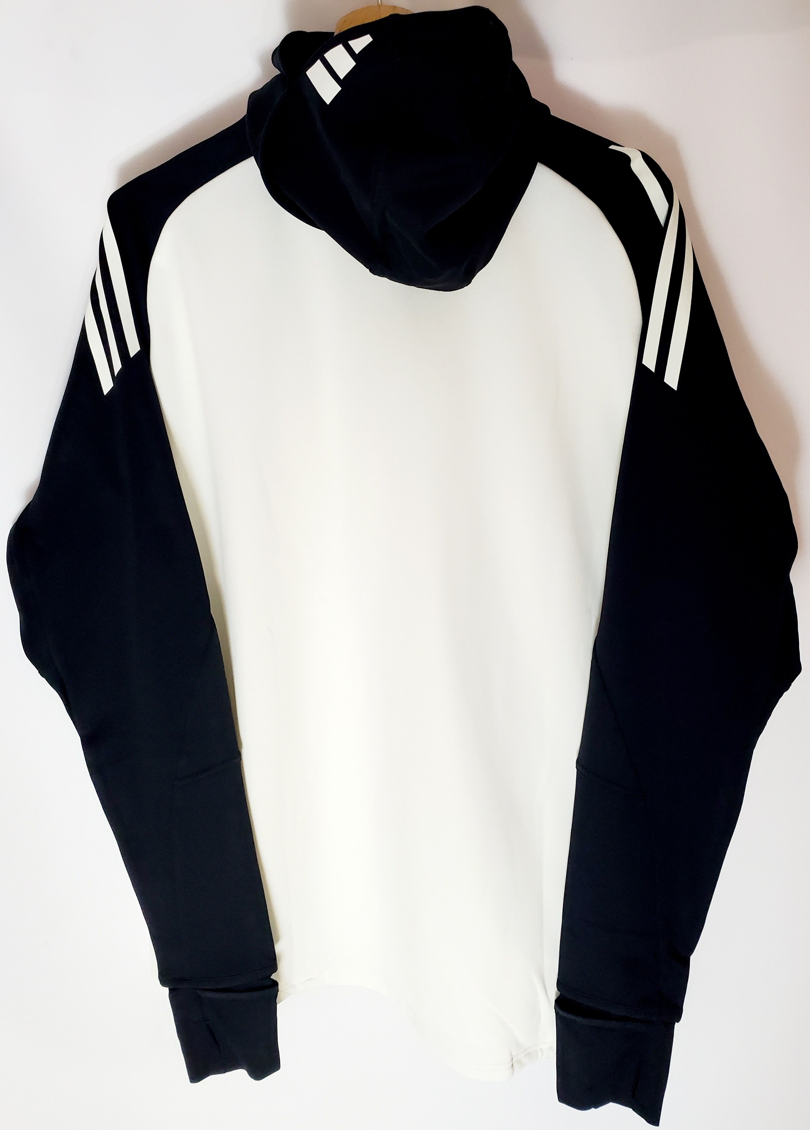 Adidas MANCHESTER UNITED 2024/2025 TOP WITH INTEGRATED BALACLAVA XL Size US XL / EU 56 / 4 - 10 Thumbnail