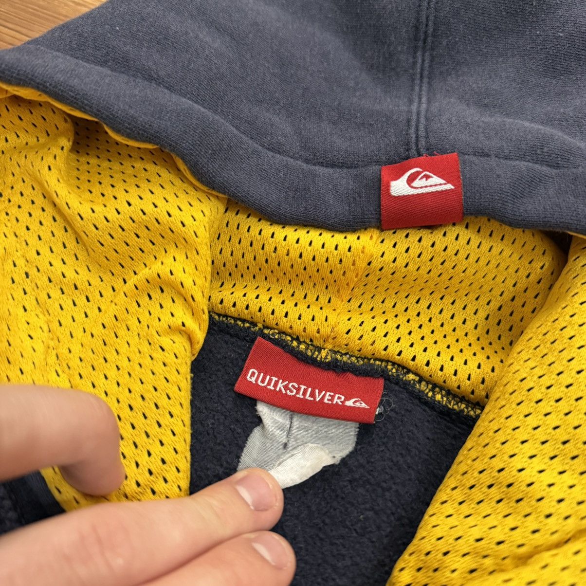 Quiksilver Vintage Quicksilver Surf Blue 90s Hoodie Sweatshirt Size US XL / EU 56 / 4 - 5 Thumbnail