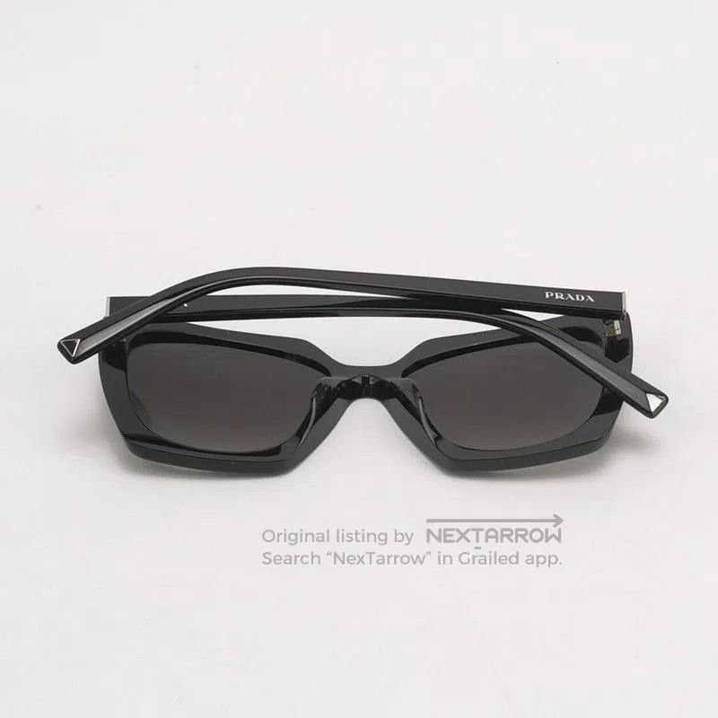 Prada Prada Logo Frame Cat-Eye Sunglasses. Size ONE SIZE - 3 Thumbnail