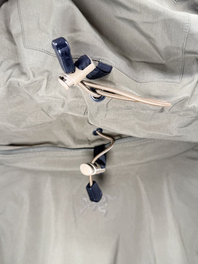 Arc'teryx ARCTERYX LEAF Alpha Gen 1 Crocodile Gore Tex Jacket Size US M / EU 48-50 / 2 - 12 Thumbnail